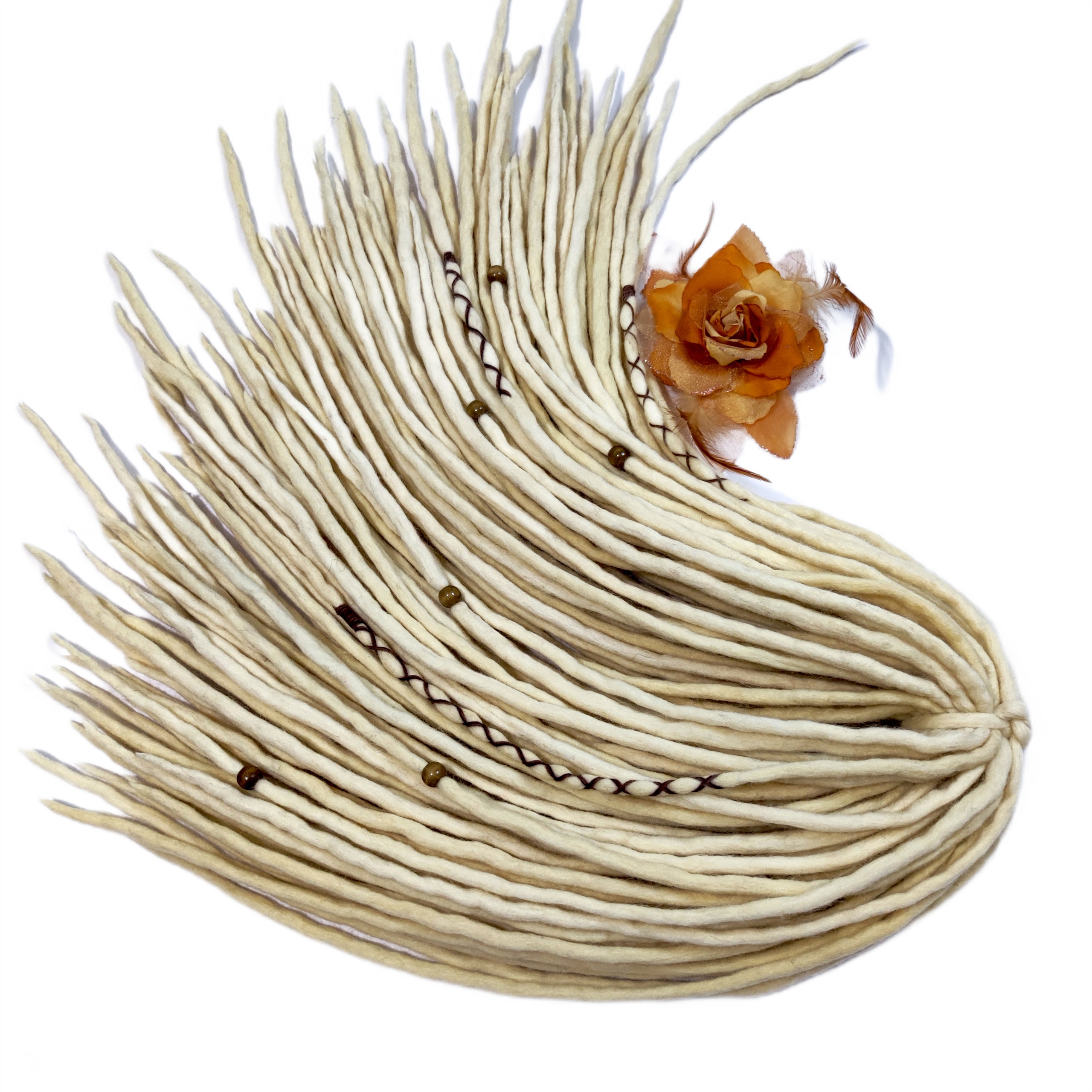 Dredloky Dredy vlněné, blond hnědá, Vanilka A Skořice, 40 kusů