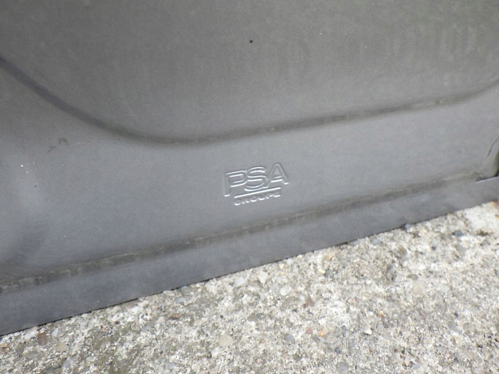 CITROEN C4 III 20- door right rear.