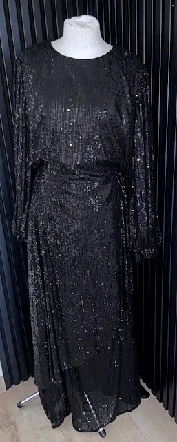 Flitrové Šaty Pro Plnoštíhlou Ženu 50 5XL