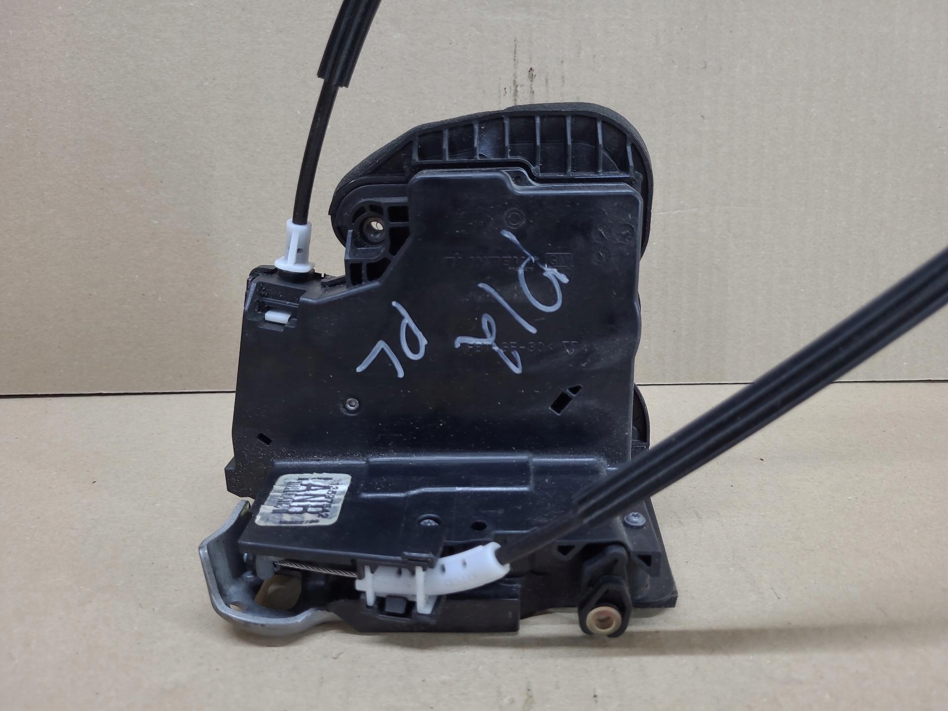 lock door front left side Chevrolet Equinox 3 2018 13597542