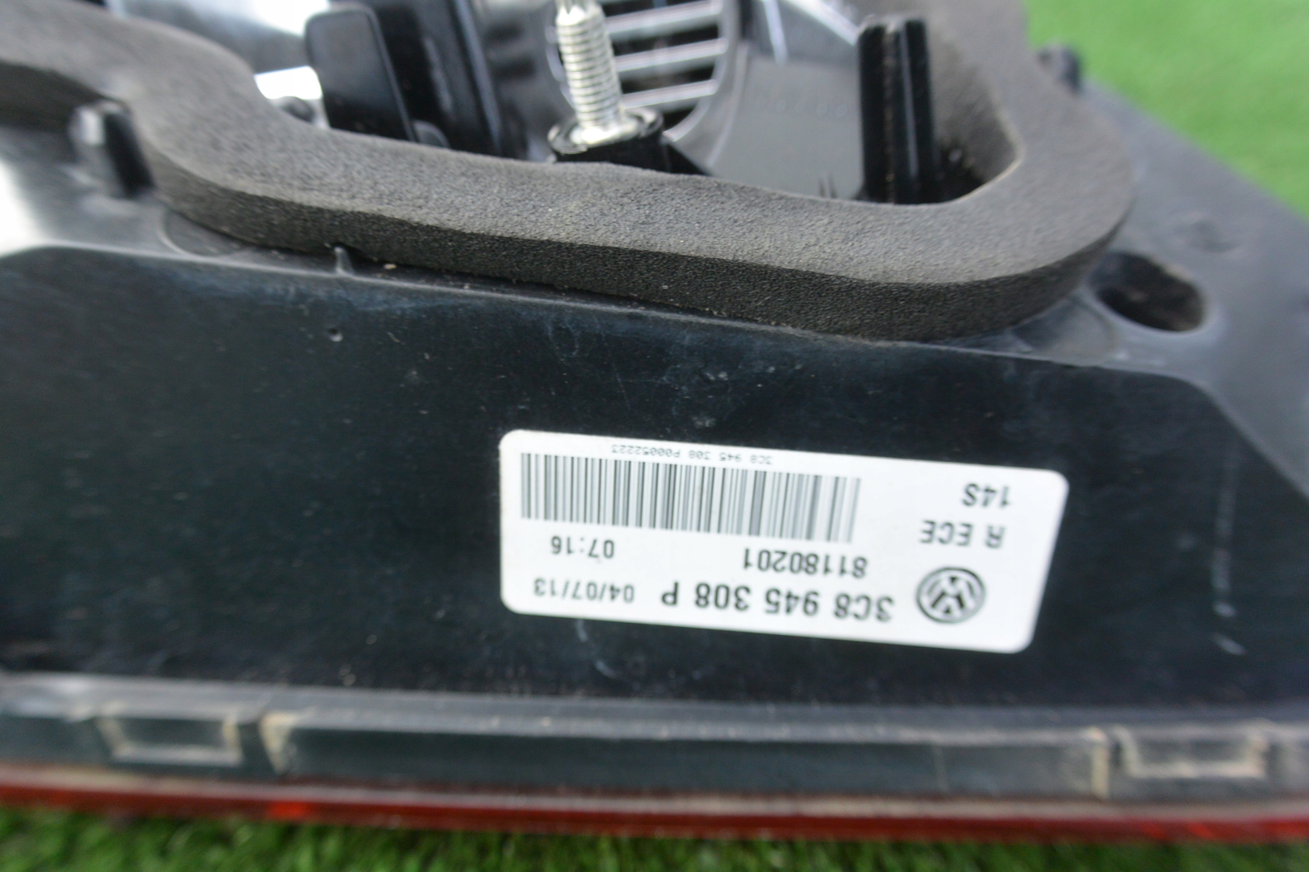 light rear part to the bonnet right original VW PASSAT CC LIFT