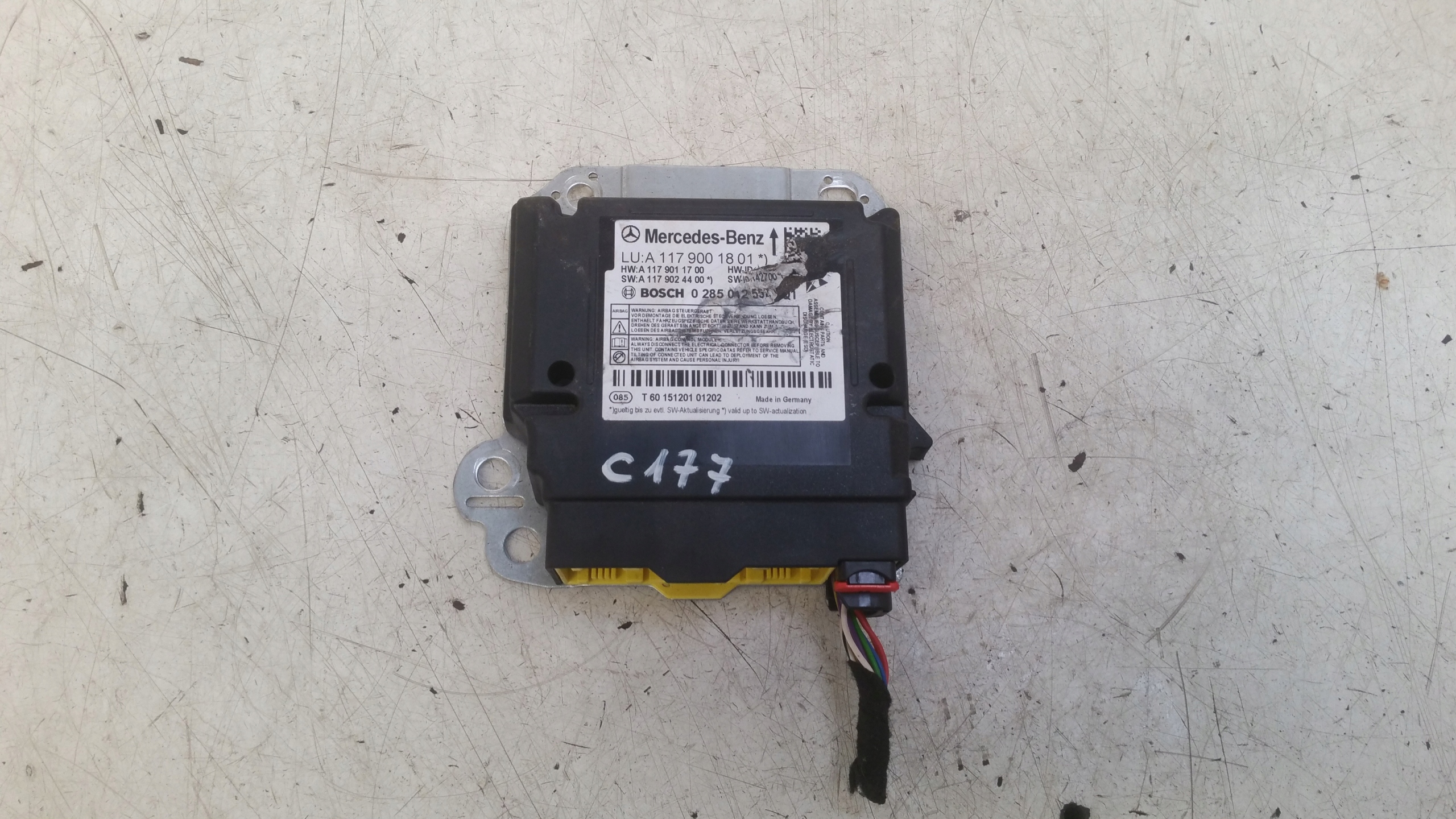 Датчик подушки безпеки 1179001801 Mercedes C117 CLA