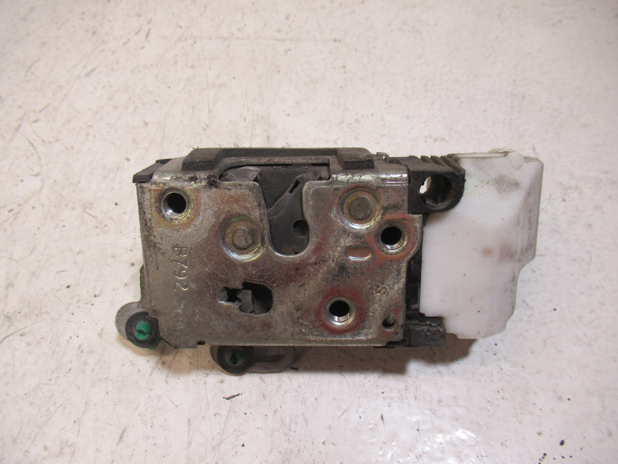 lock door left front ALFA ROMEO 147 2003