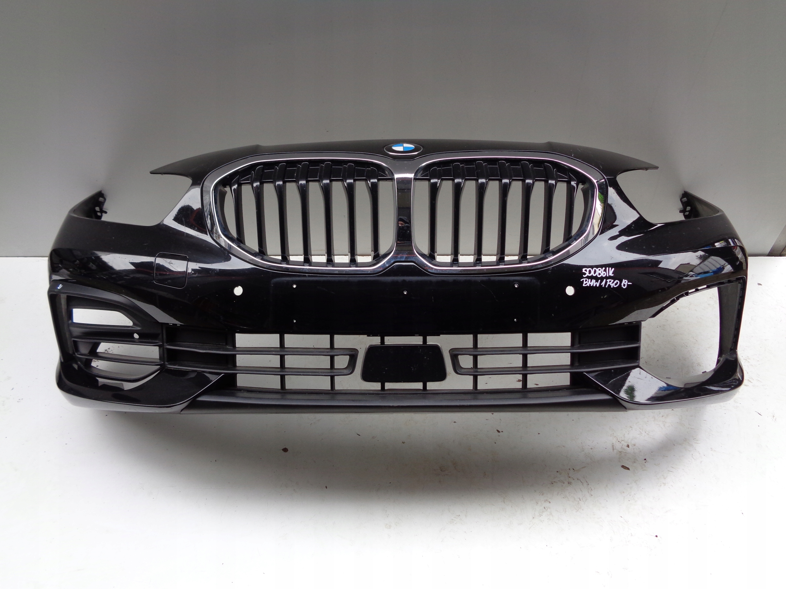 Frontstoßstange BMW 1 F40 19- NR 50086