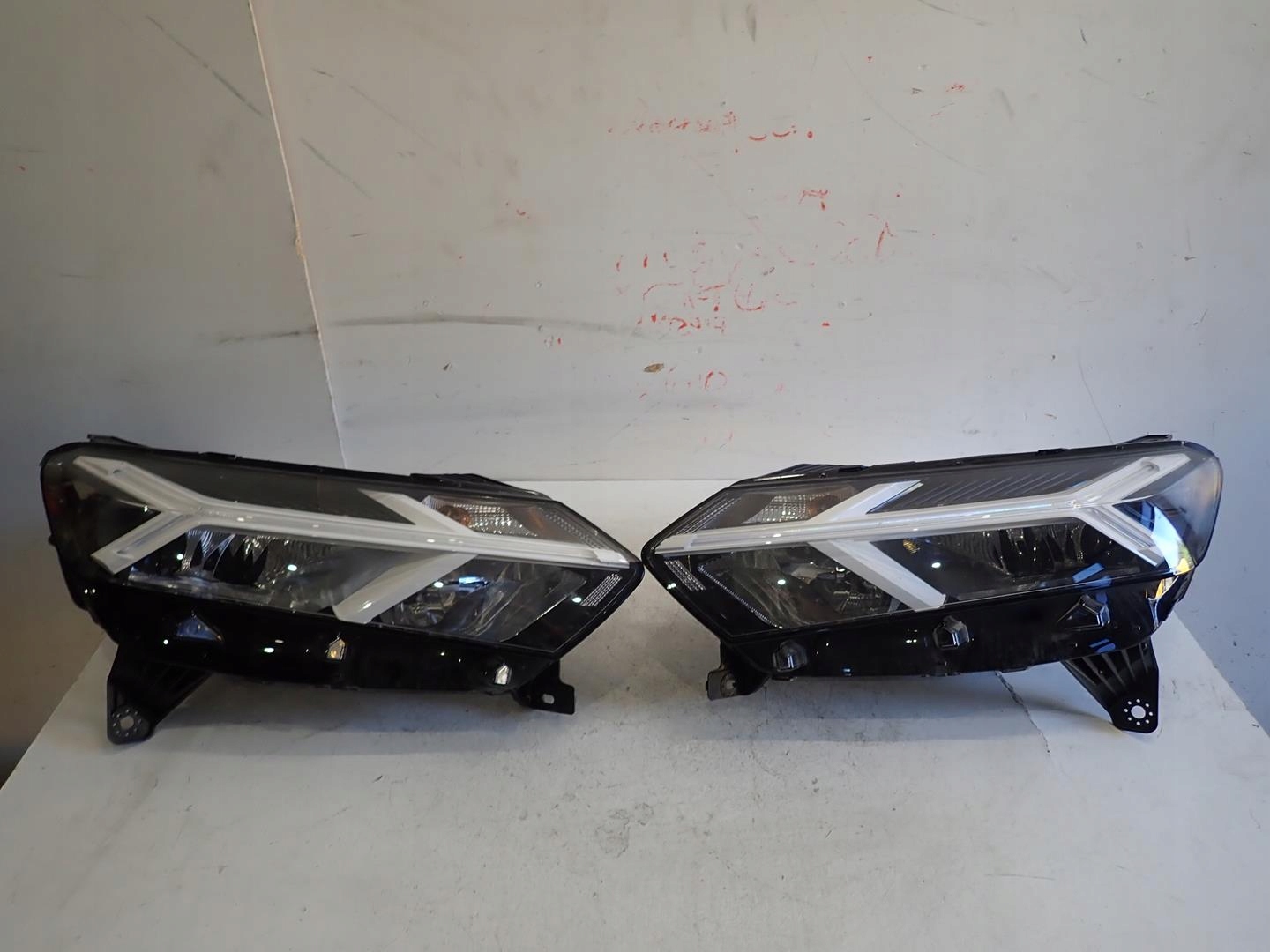 light front front left DACIA SANDERO III 2020- FULL LED 260601750