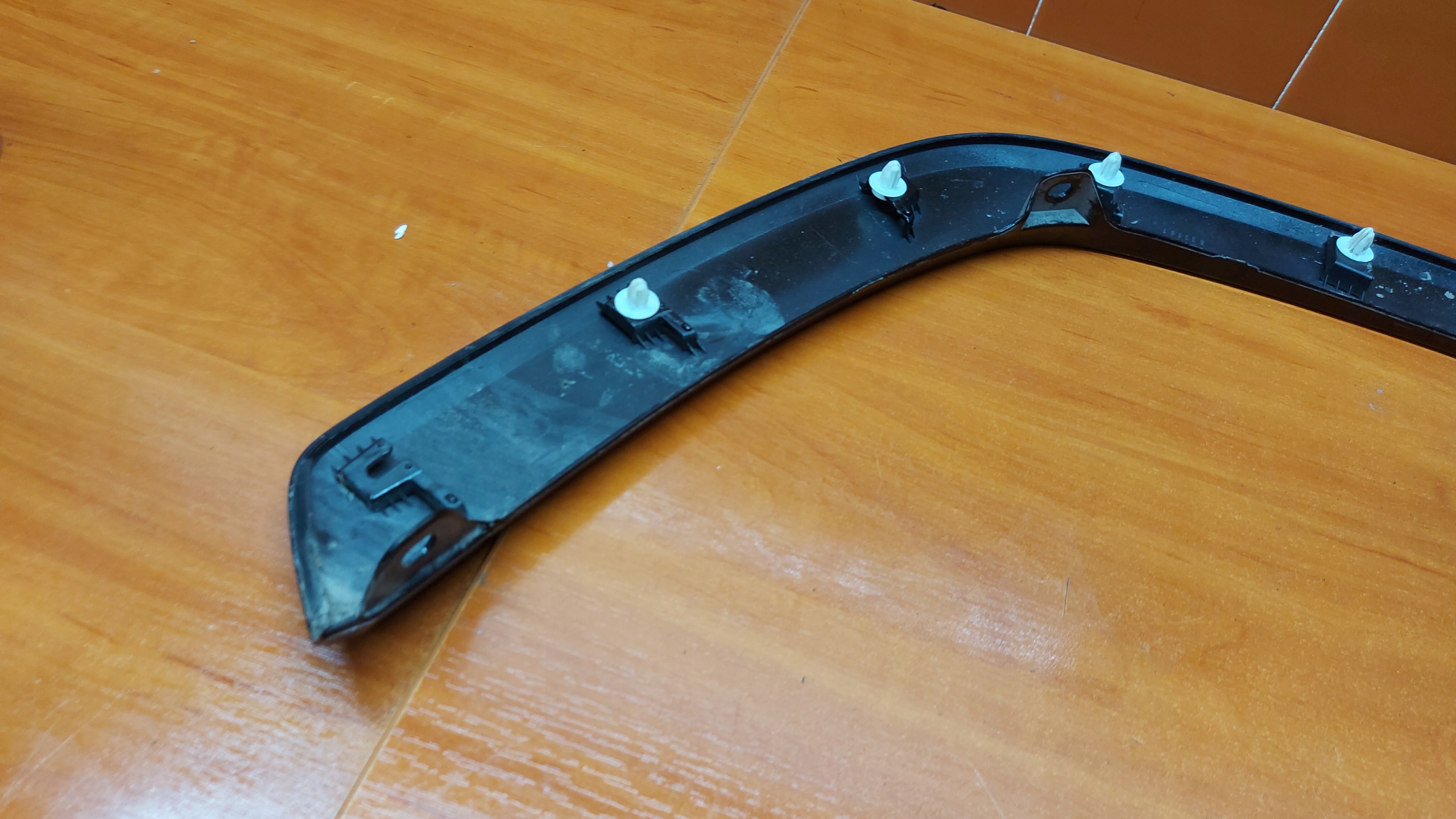 moulding cap of a fender left left front front TOYOTA RAV4 V 20