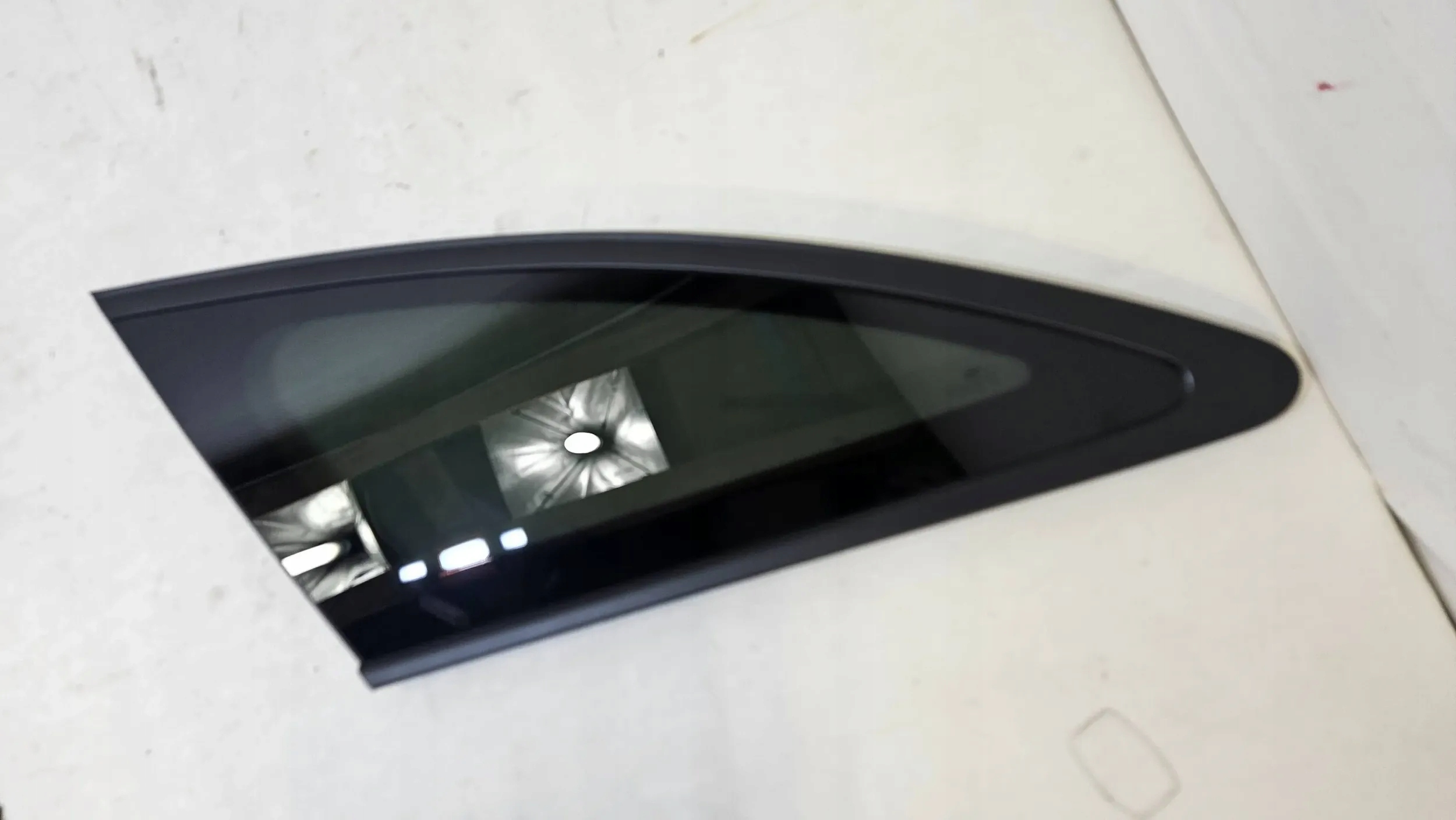 SZYBA KAROSERYJNA LEWA TYŁ HYUNDAI I30 III KOMBI NOWA