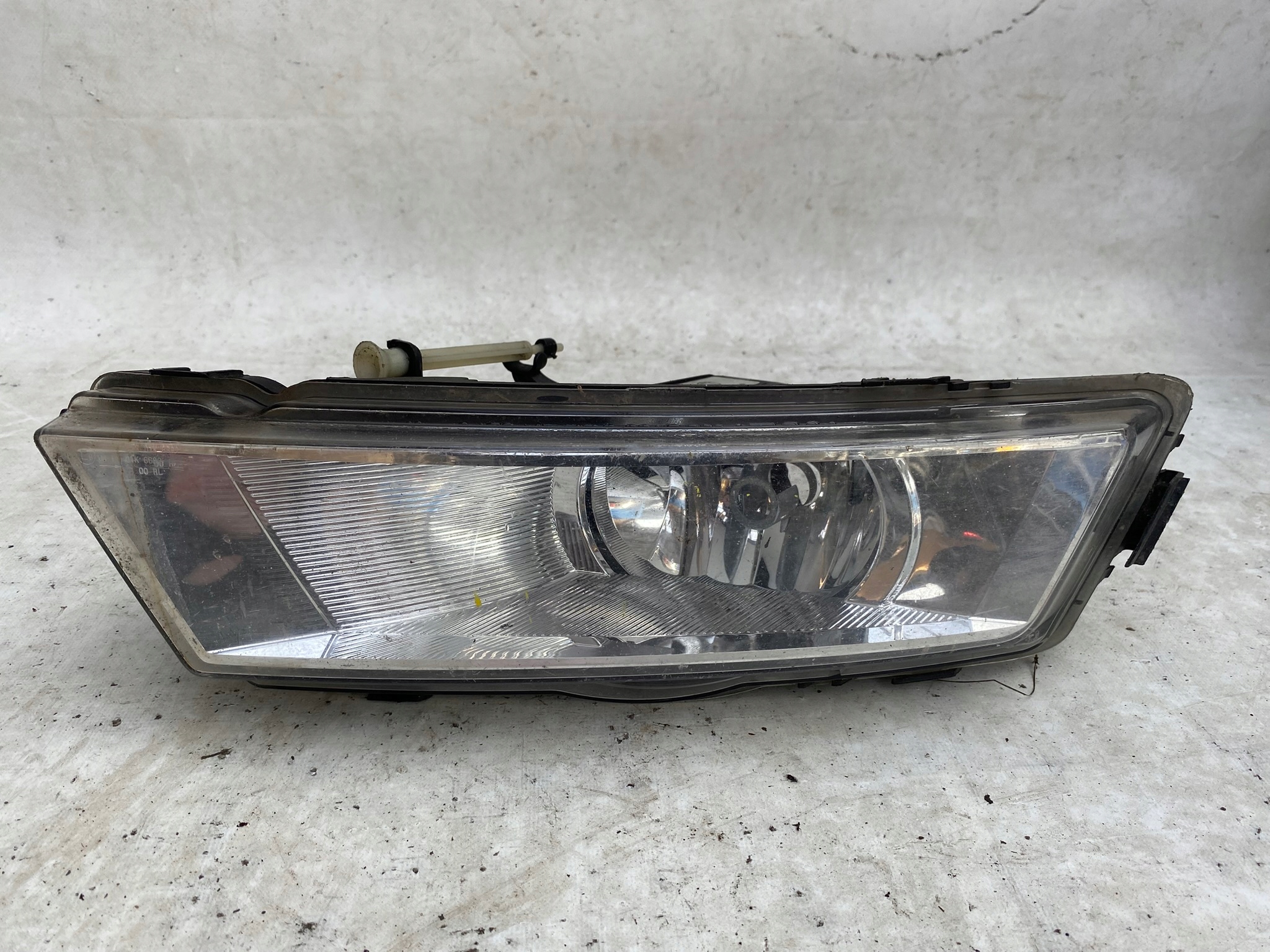 SKODA RAPID 5JA fog light left front front 5JA941699