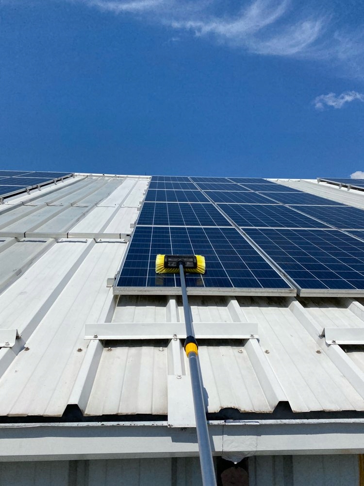 SZCZOTKA DO MYCIA PANELI FOTOWOLTAICZNYCH 300cm EAN (GTIN) 6922168685391