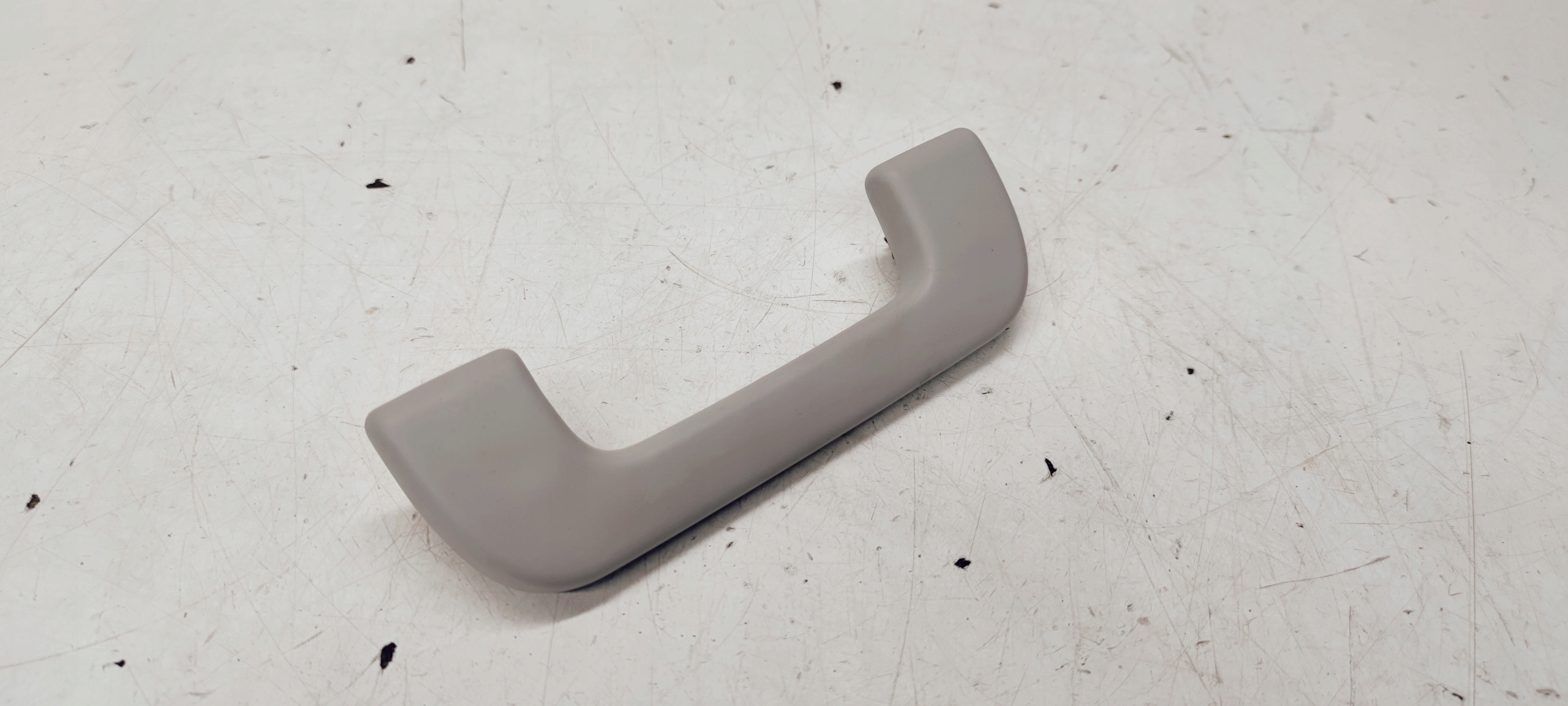 ručka střechy levá pravá AUDI A3 8V 8V0857607