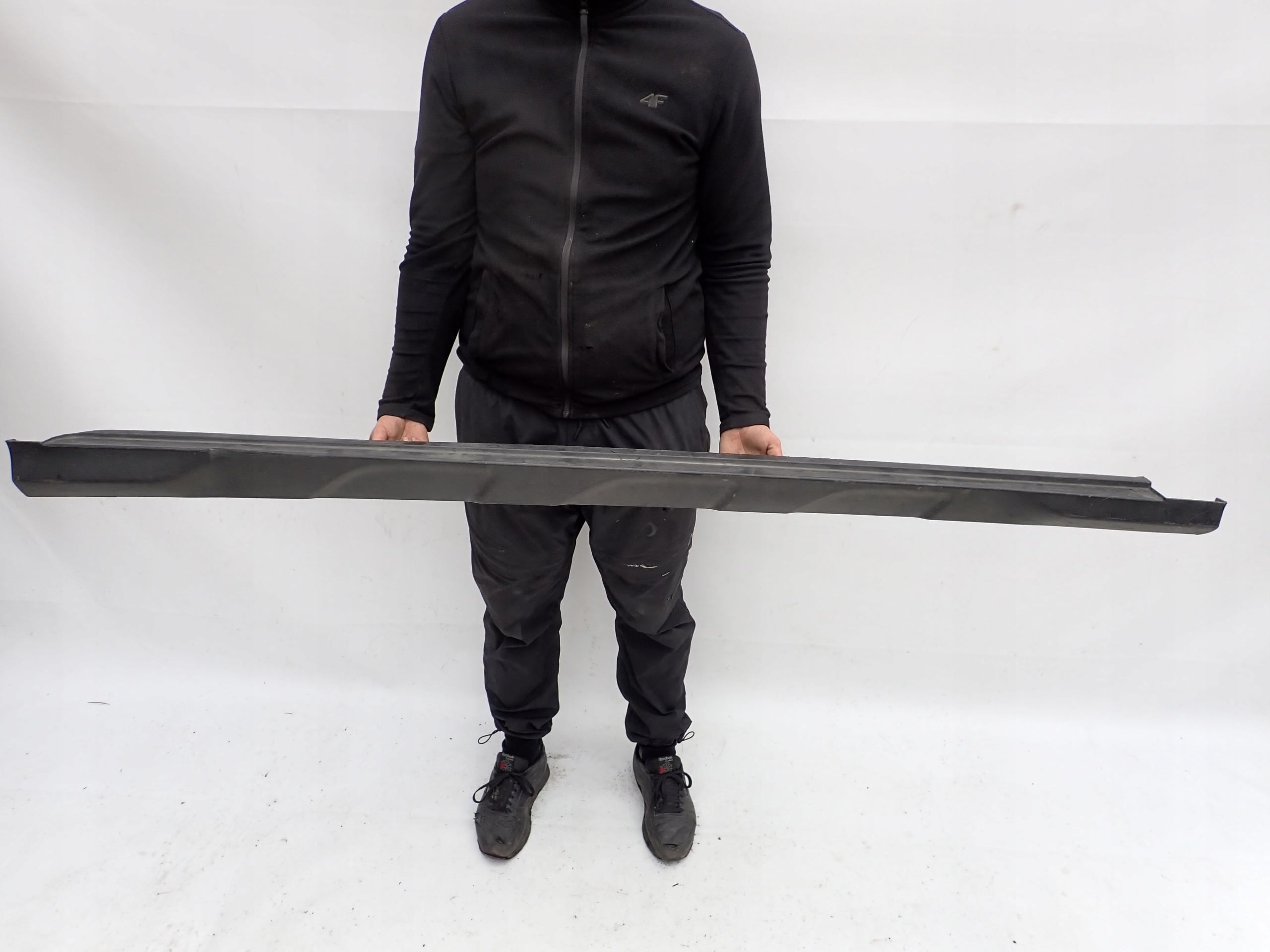HYUNDAI KONA 17- moulding threshold right threshold right