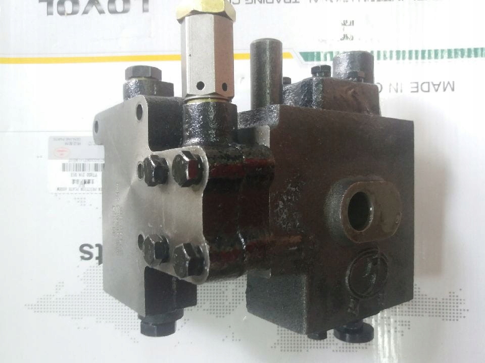 Rozdzielacz hydrauliczny podnośnika Lovol 504-III