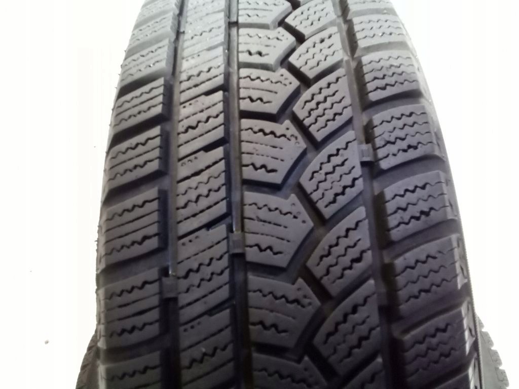 tyres Mirage MR-W562 175/65/14 82T 2023 7,3mm