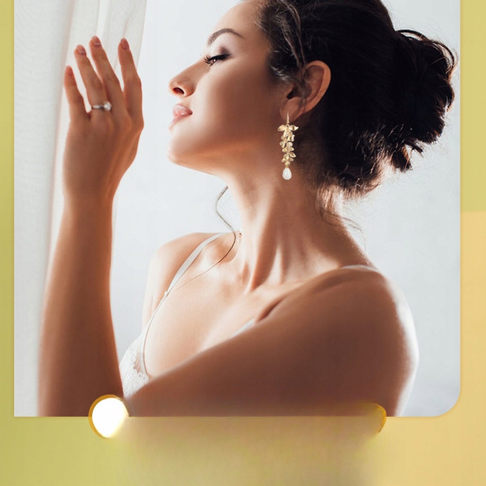 KOLCZYKI NIEPLEJĄCE WARSTWOWE PERŁY ORCHIDEI Cechy występuje w komplecie