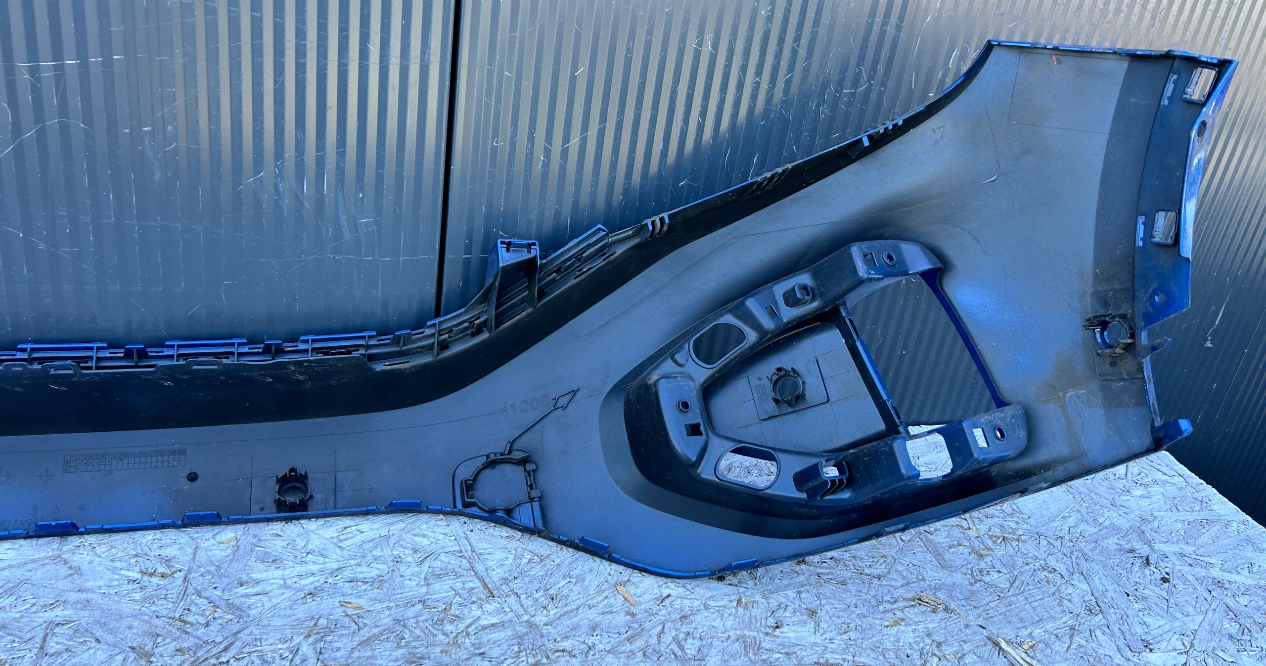 nárazník předek přední VW T-ROC LIFT 21- PDC