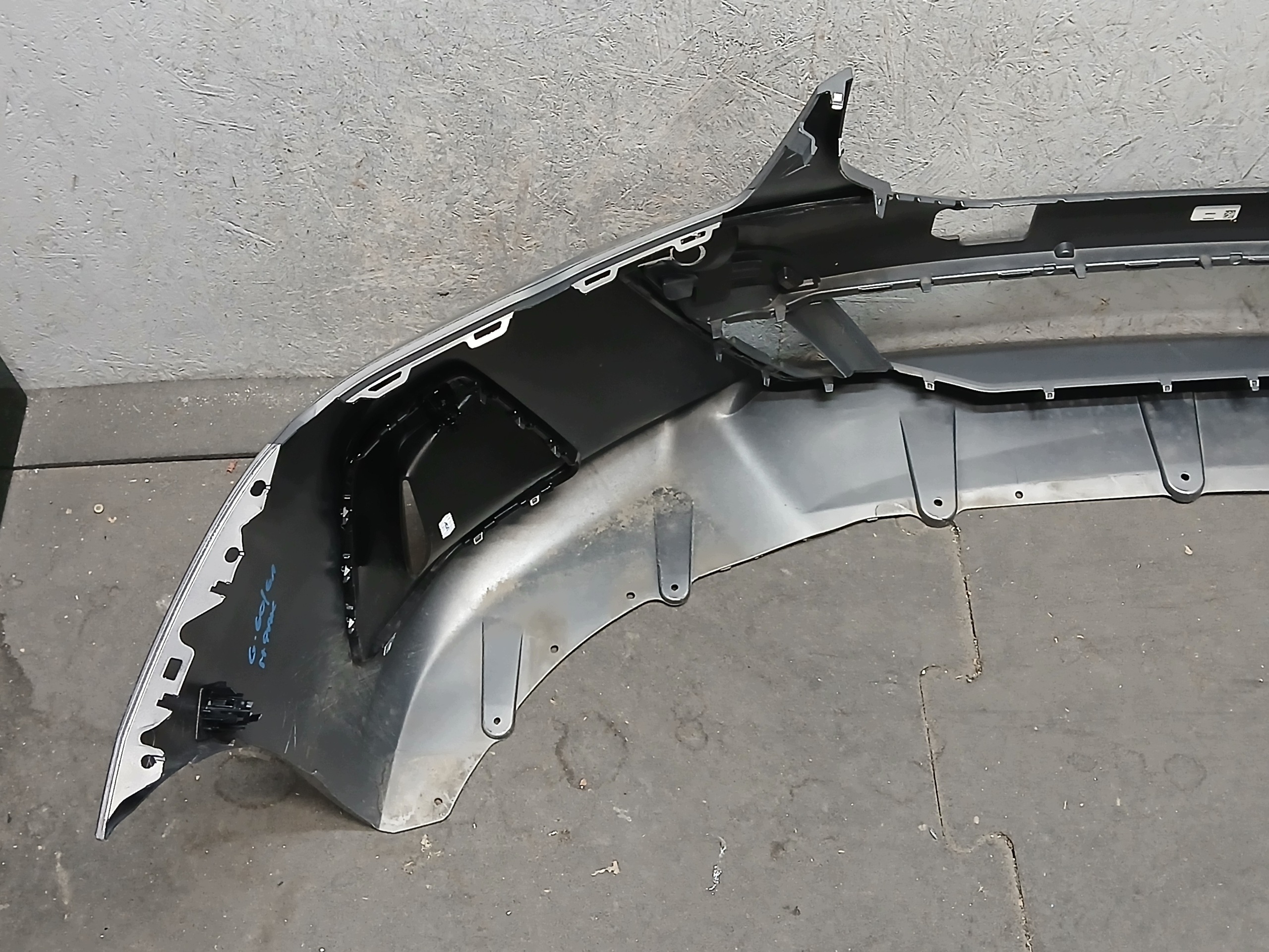 bumper front BMW 5 V G60 G61 M PAKIET