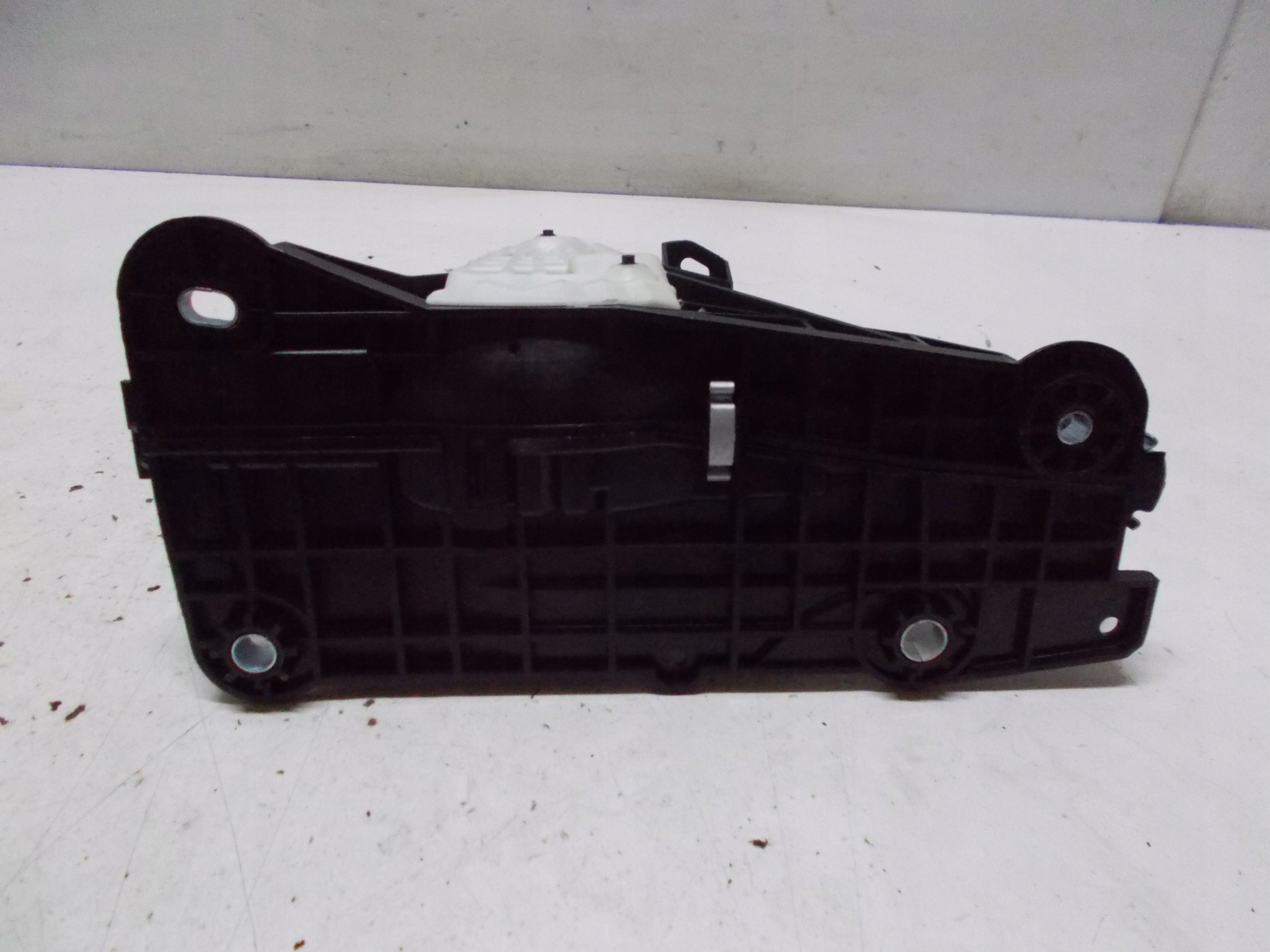 RENAULT LATITUDE 3.0 DCI 12R gear lever changes GIEGOW