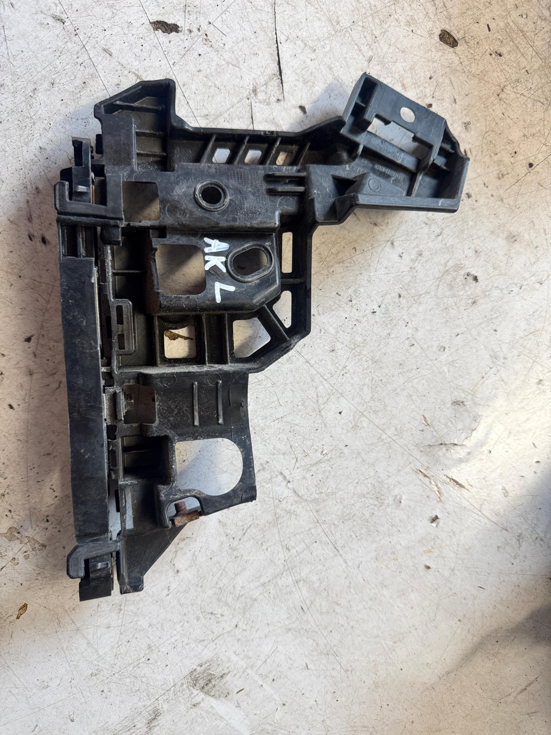 OPEL ASTRA K Supporto staffa Paraurti parafango sinistra Anteriore 2 ELEMENTY ORG