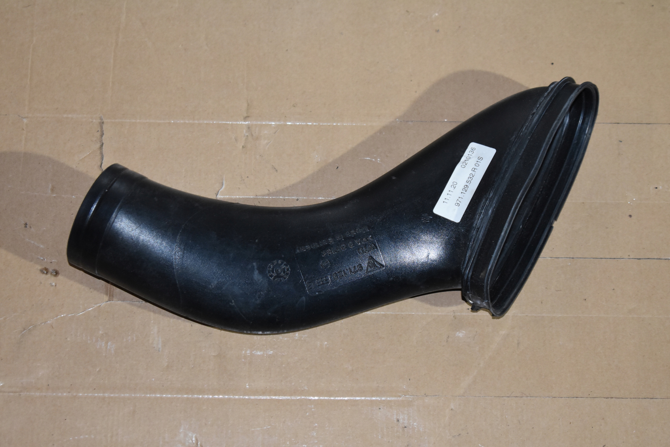 IDEALNY air hose left PORSCHE PANAMERA 971 1