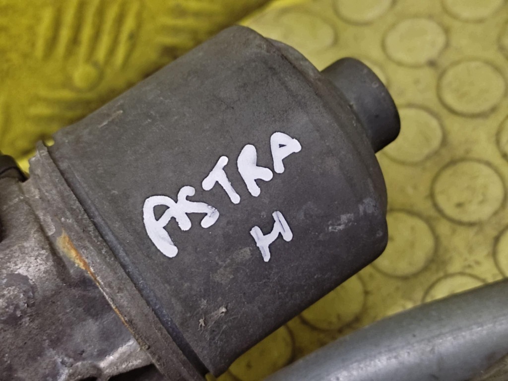 OPEL ASTRA H wiper mechanism front 13111211LHD