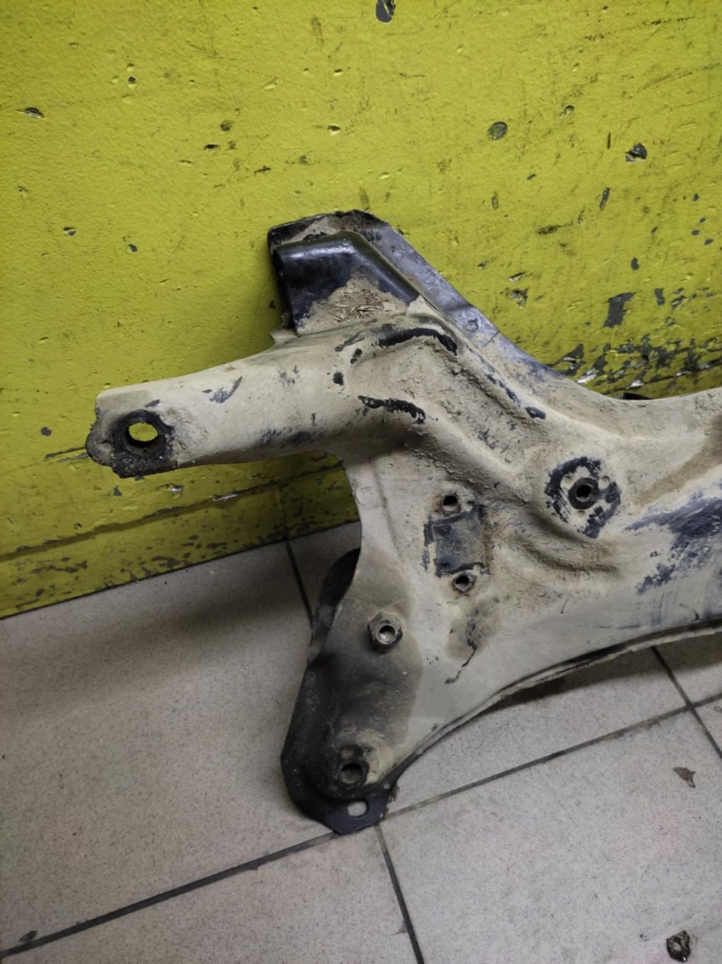FIAT PANDA II 1.1 axle beam axle beam subframe