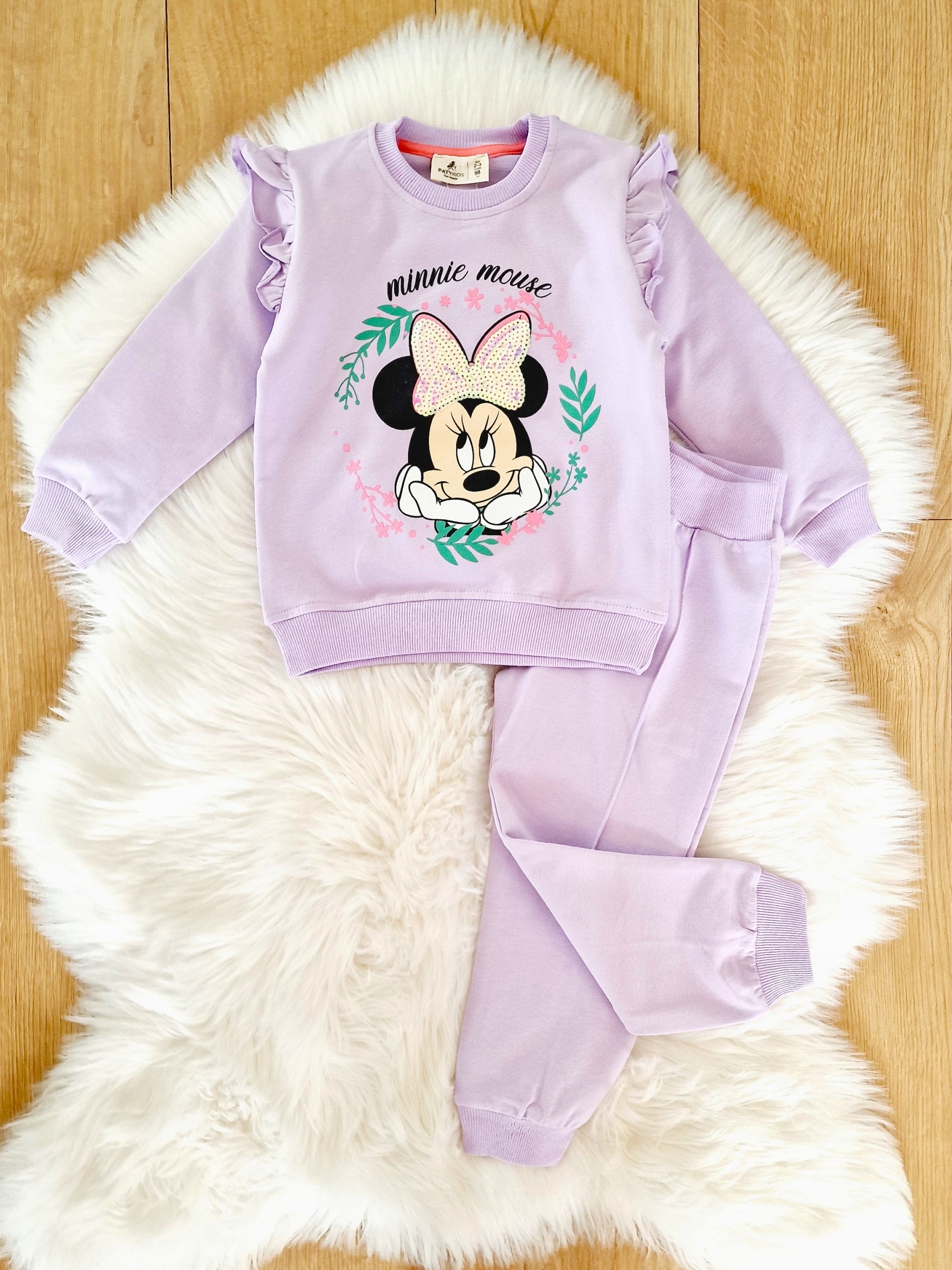 Fioletowy dres 116 Myszka Minnnie cekiny bluza spodnie dresowe dresy Wiek dziecka 6 lat +