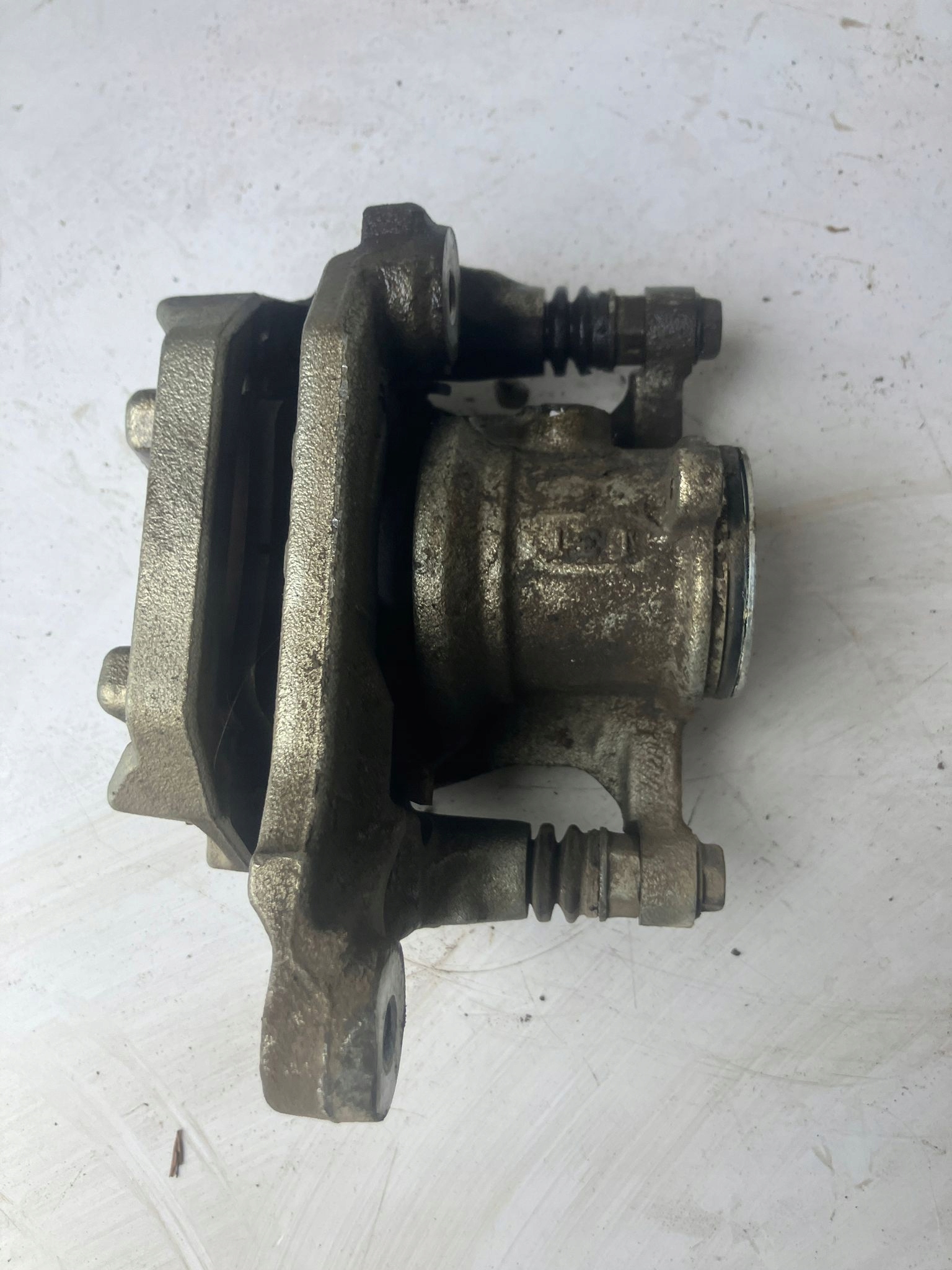caliper brake left rear part electrical MITSUBISHI ECLIPSE CROSS HYBRID
