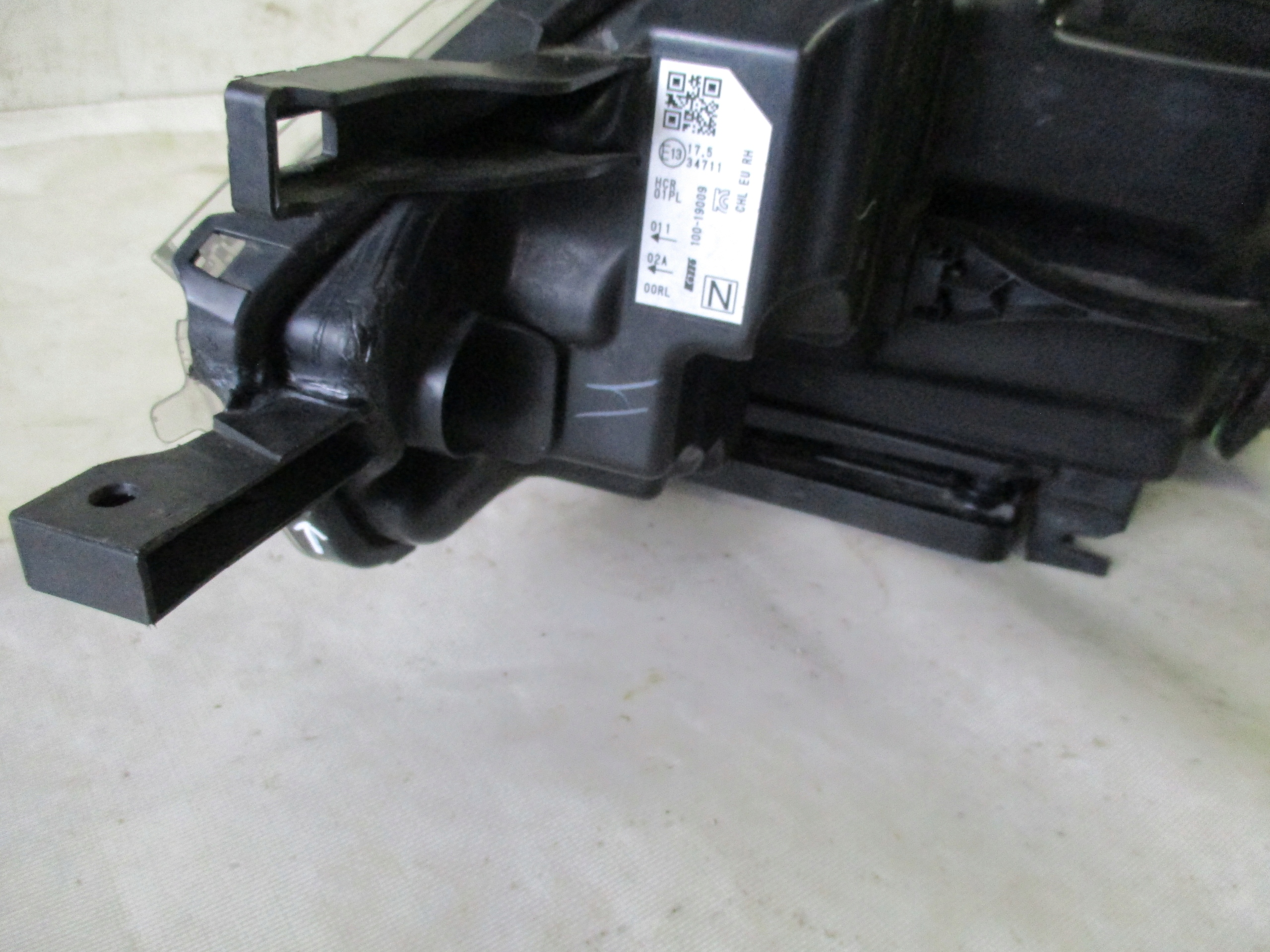 light right front front Nissan Qashqai II 2 lift 17r- 100-19009