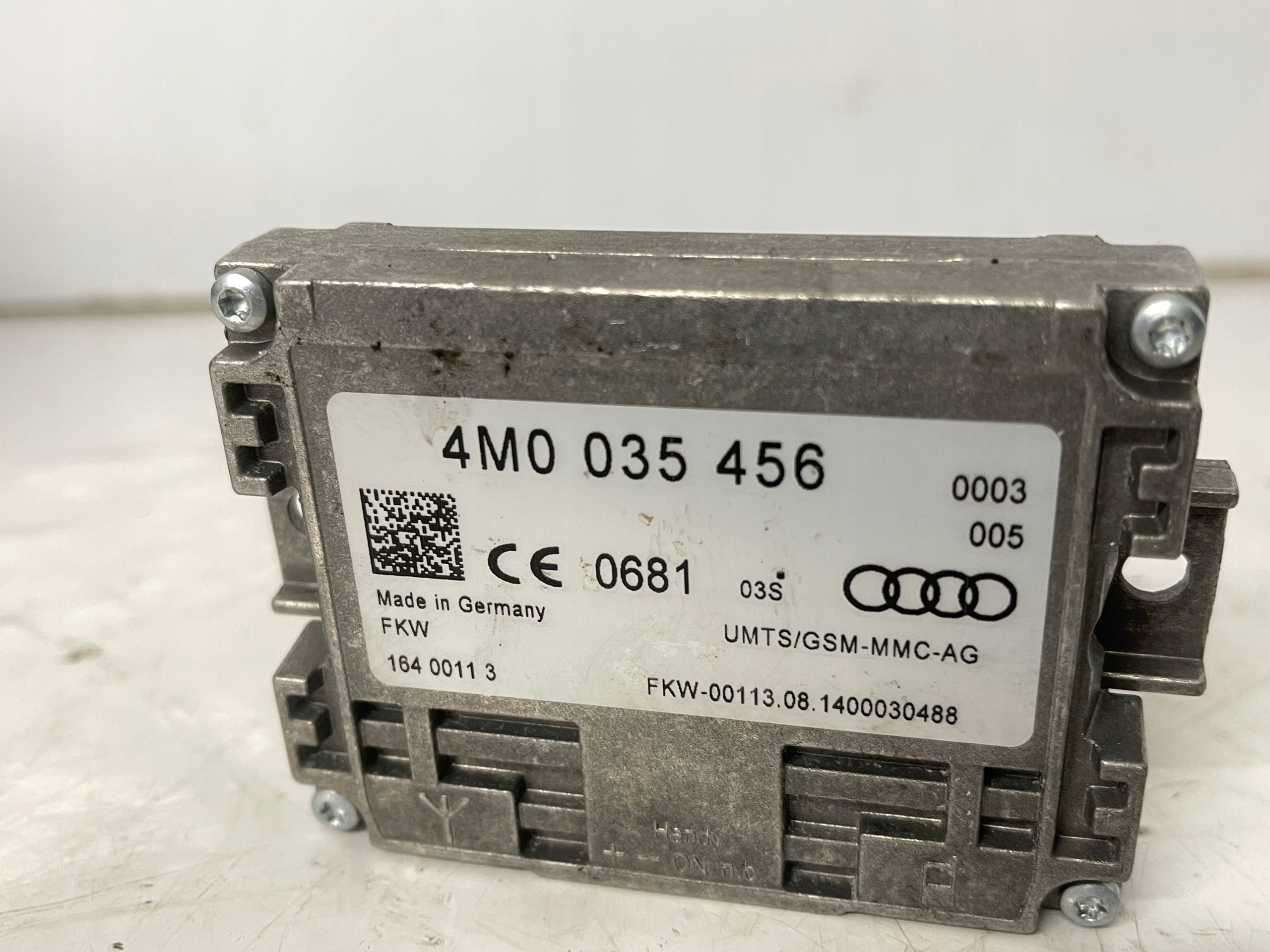AUDI Q5 80A A3 8V 8V5 antenna amplifier 4M0035456
