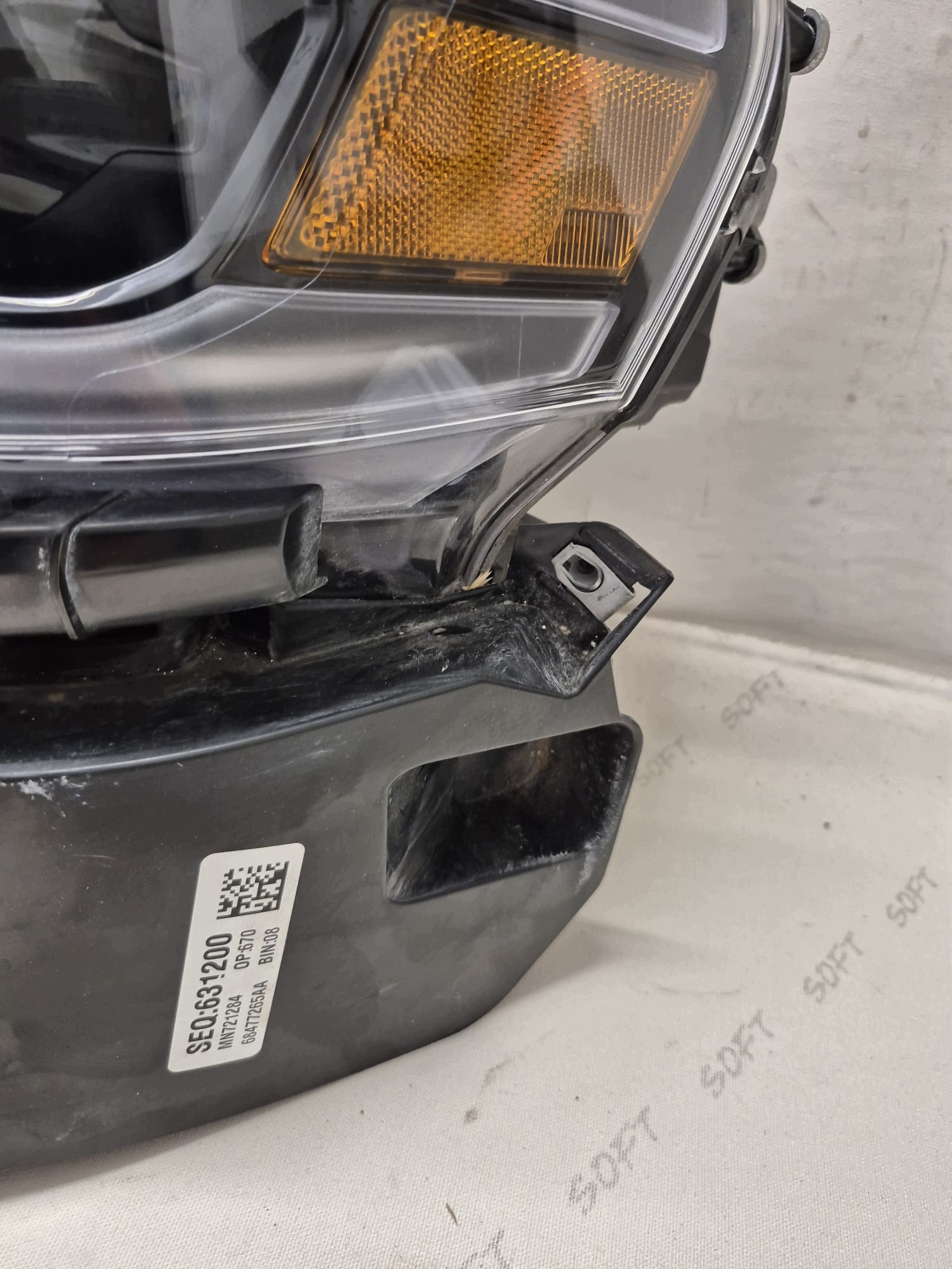DODGE RAM 1500 V 19- Svetlo ľavá predok predná FULL LED 68477265AA