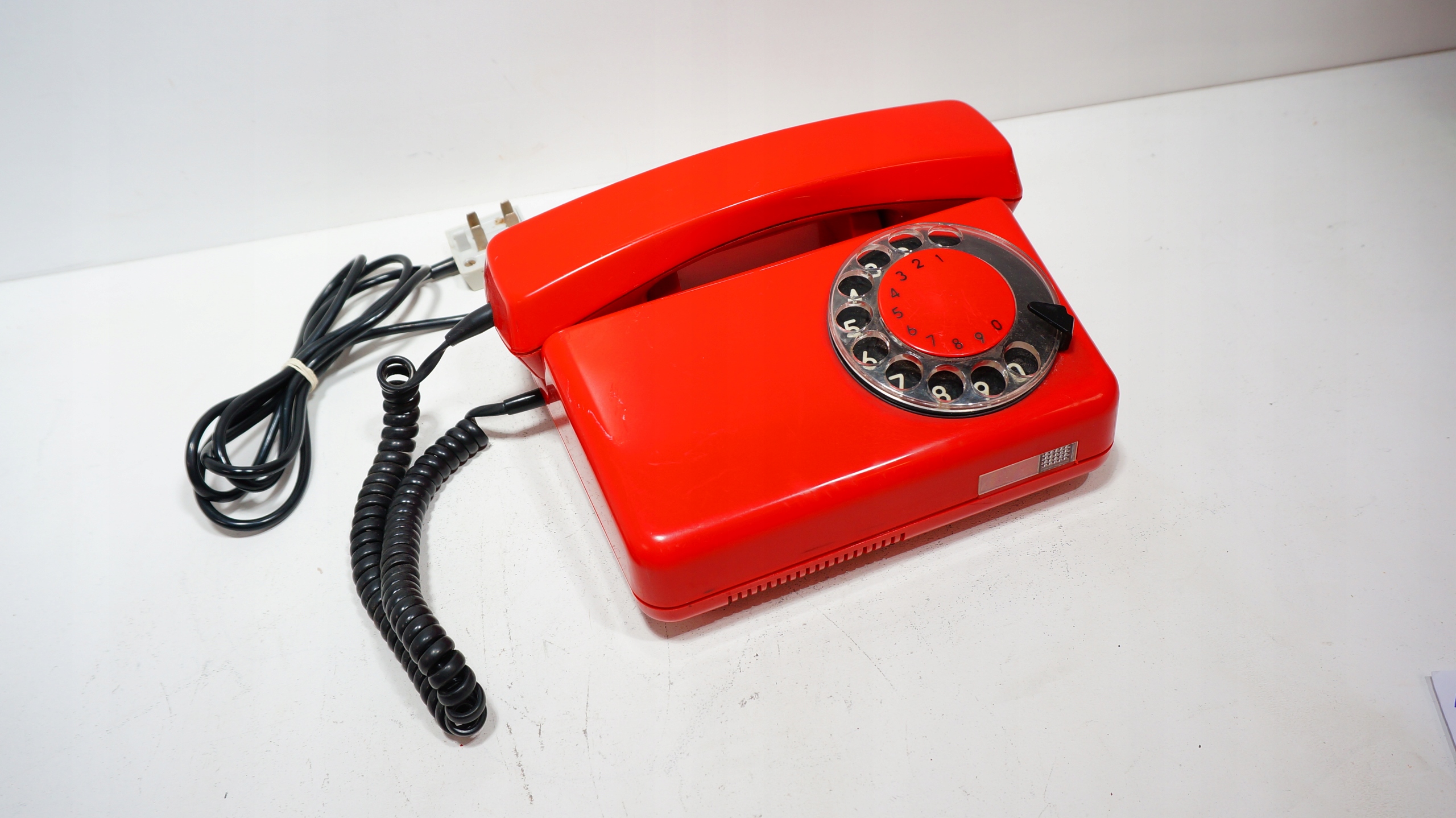 Telefon RWT TULIPAN-319 | Czerwony | PRL 1991 | Vintage Design