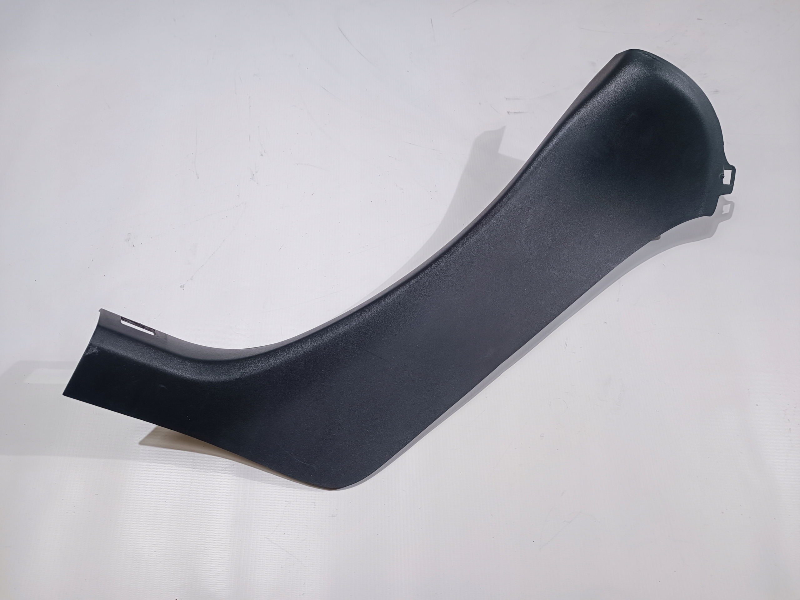 cover slupka B right side upholstery Chevrolet Corvette C5