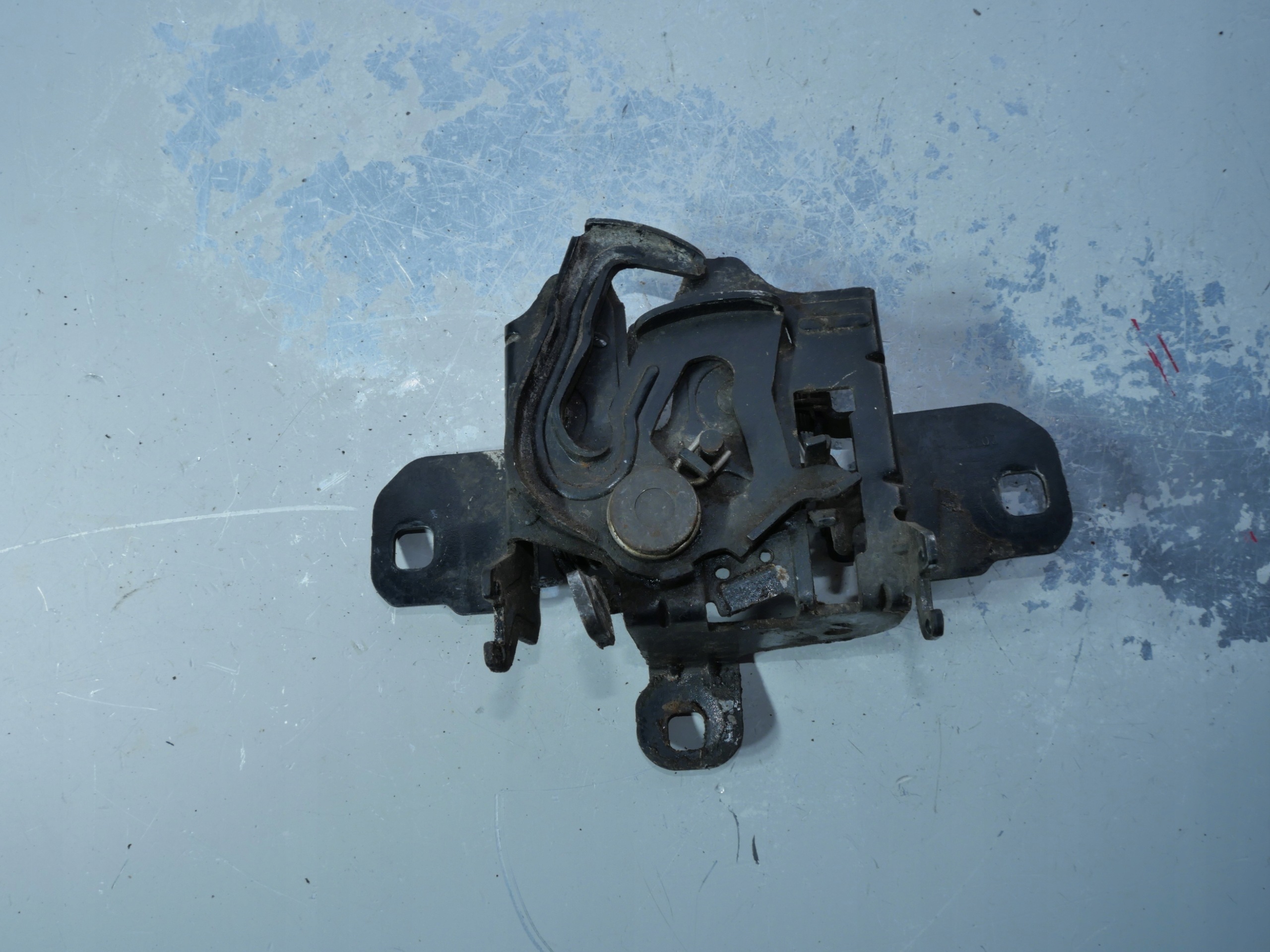 VW SEAT SKODA bonnet latch lock 1J0823509C