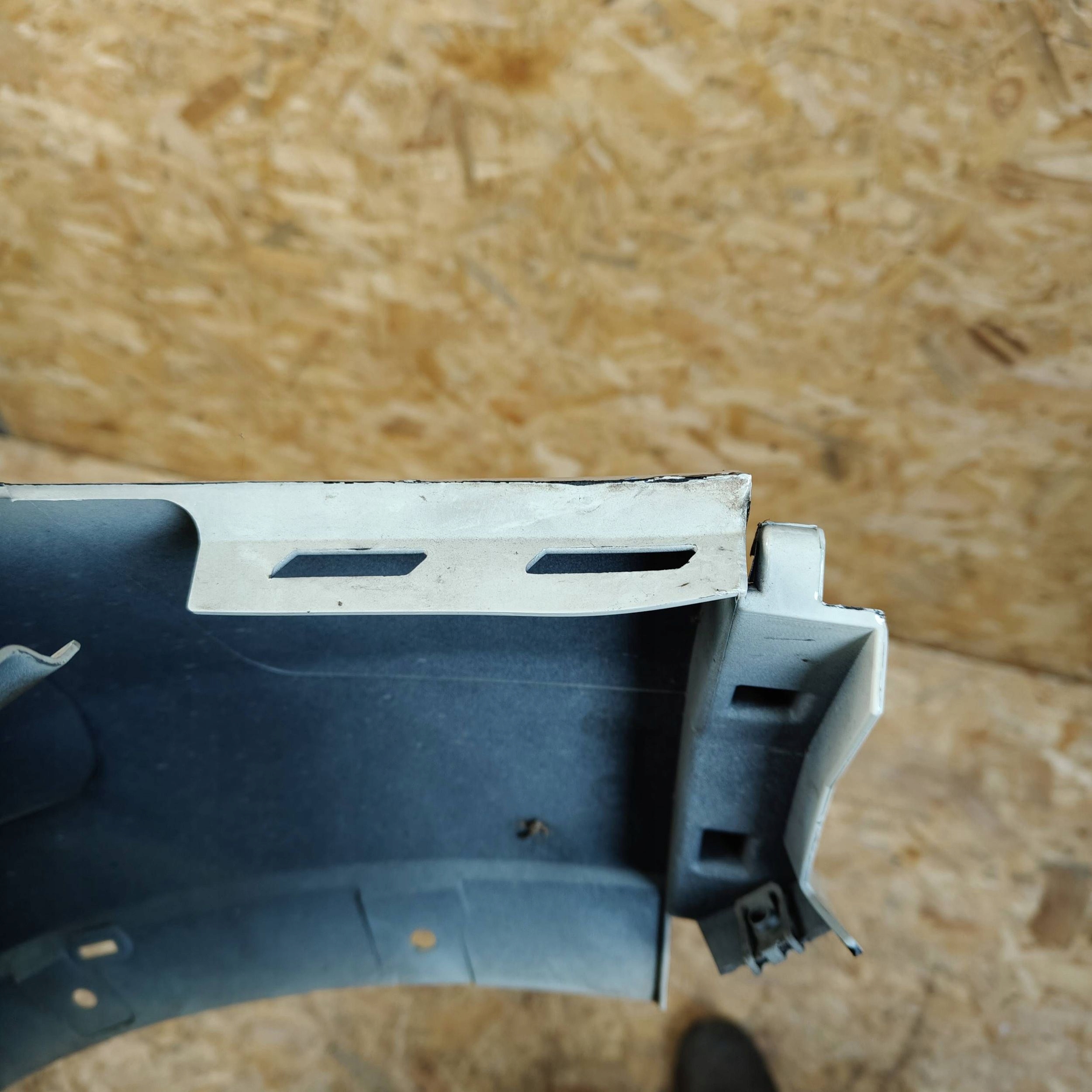 fender front side left Renault Captur