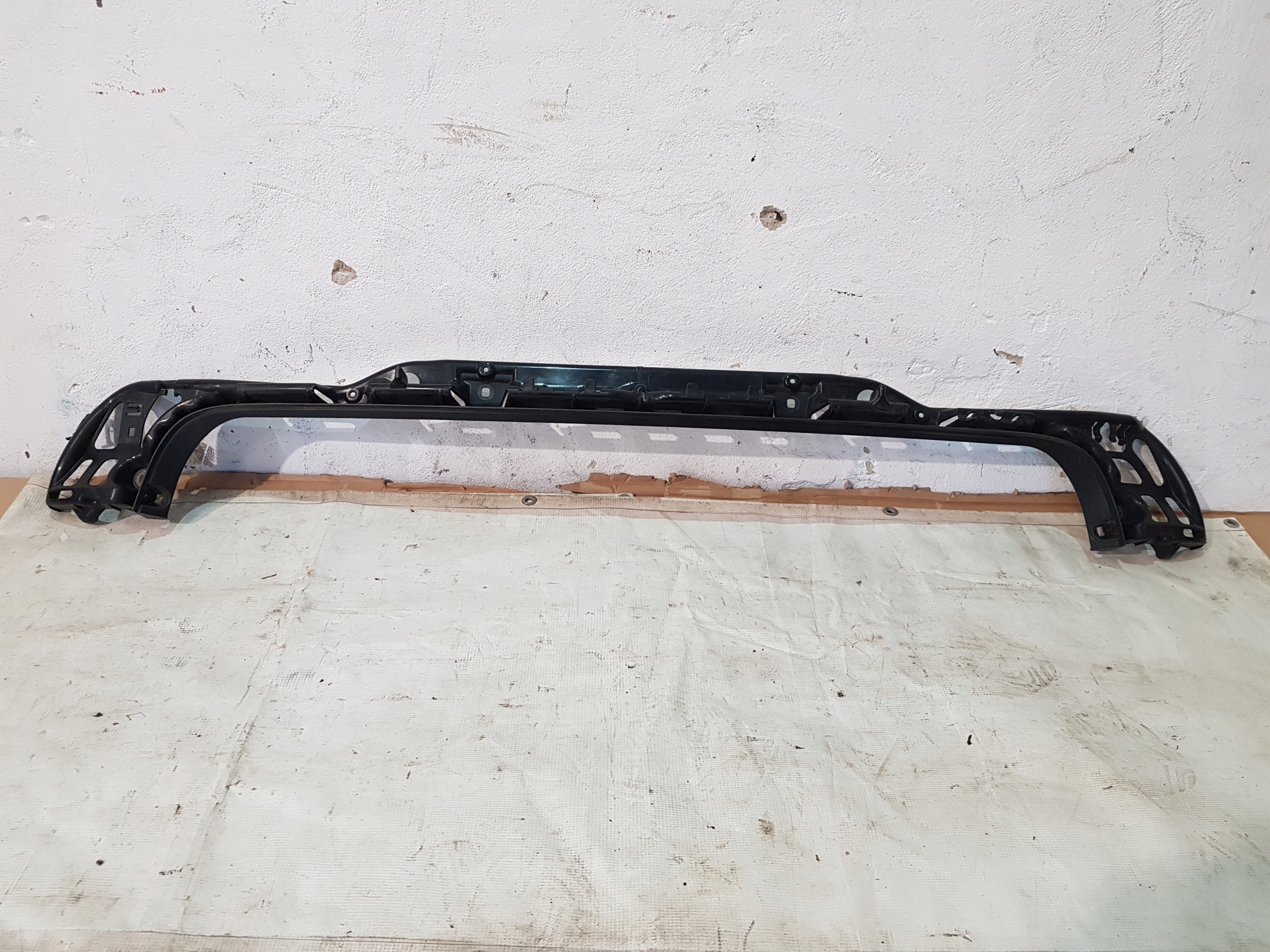 Прослизання бампера ЗД BMW E60 E61 7060797