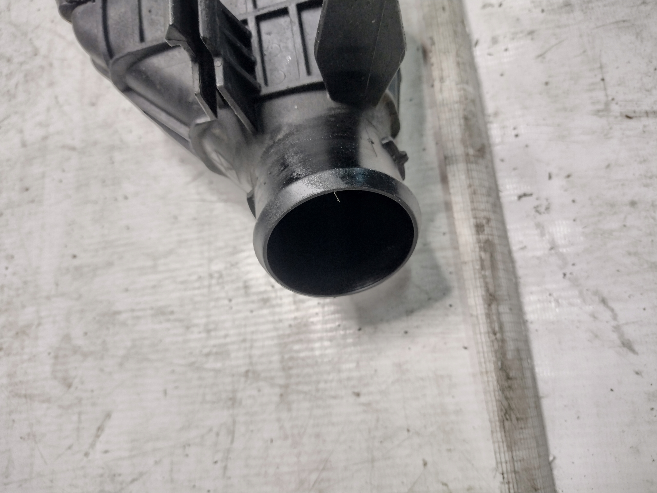 Intercooler Dodge Journey 2,0CRD P5887001