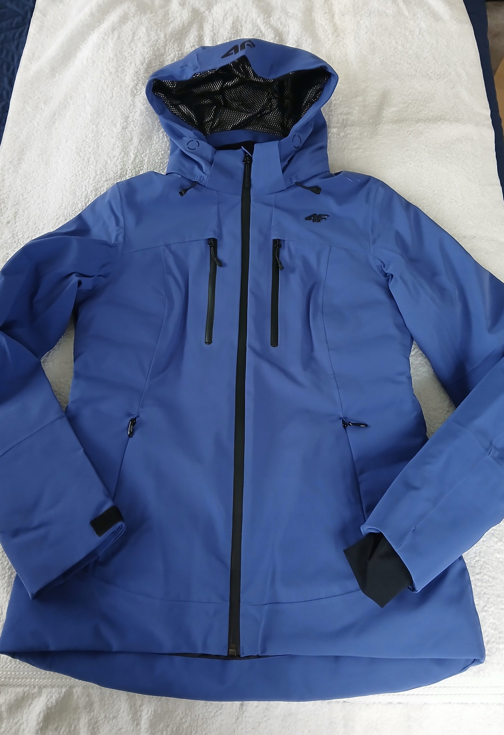 4F KUDN071 Ciepła Kurtka Narciarska Membrana Dermizax 20000 r. S/m