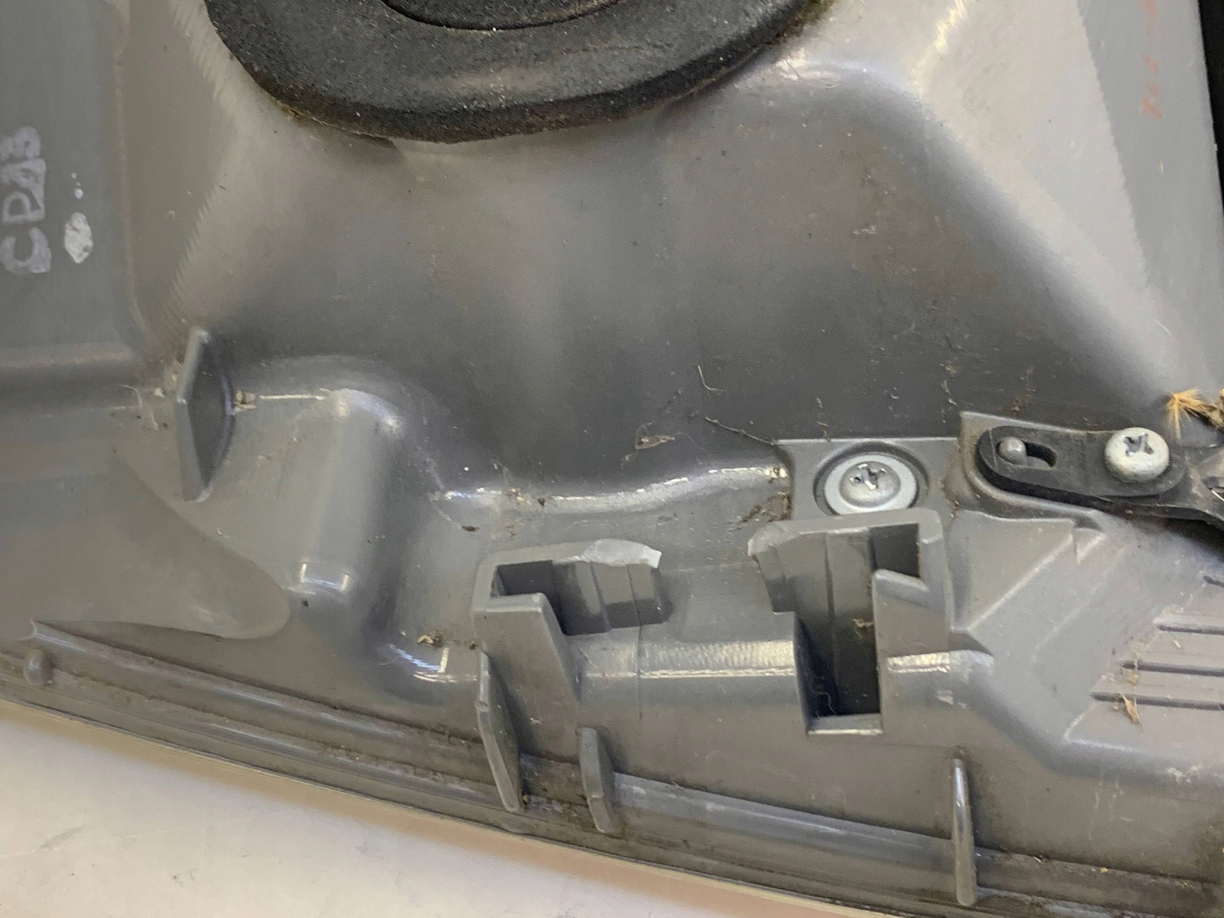 фонарь правый TOYOTA PRIUS III XW30