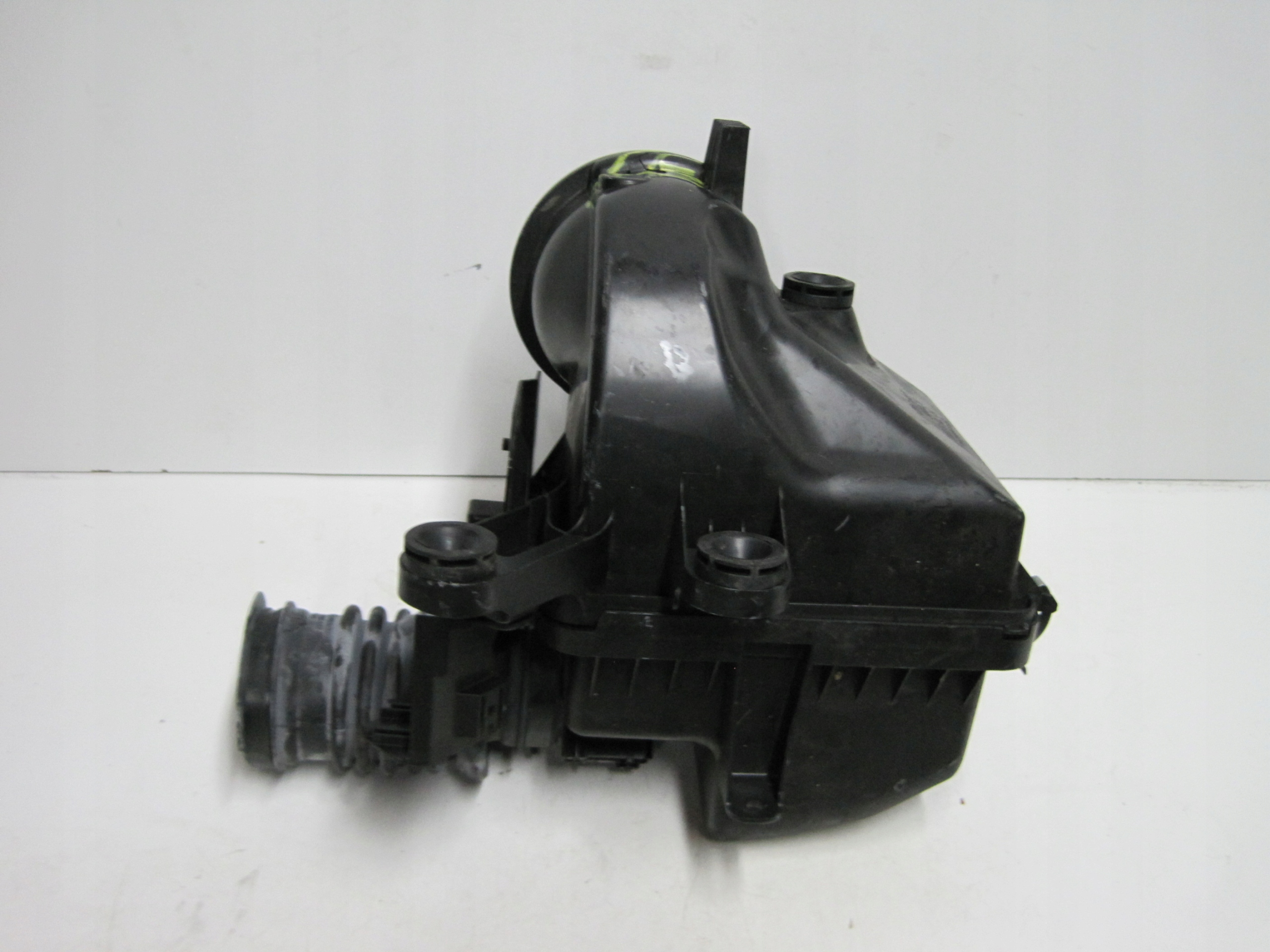 Gehäuse filter luft MAZDA 3 IV HF2J-133AY