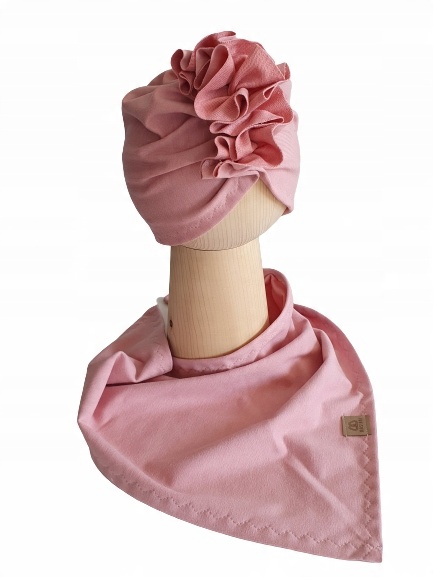 

Zestaw Czapka Turban Chusta Brudny Róż 44-47cm