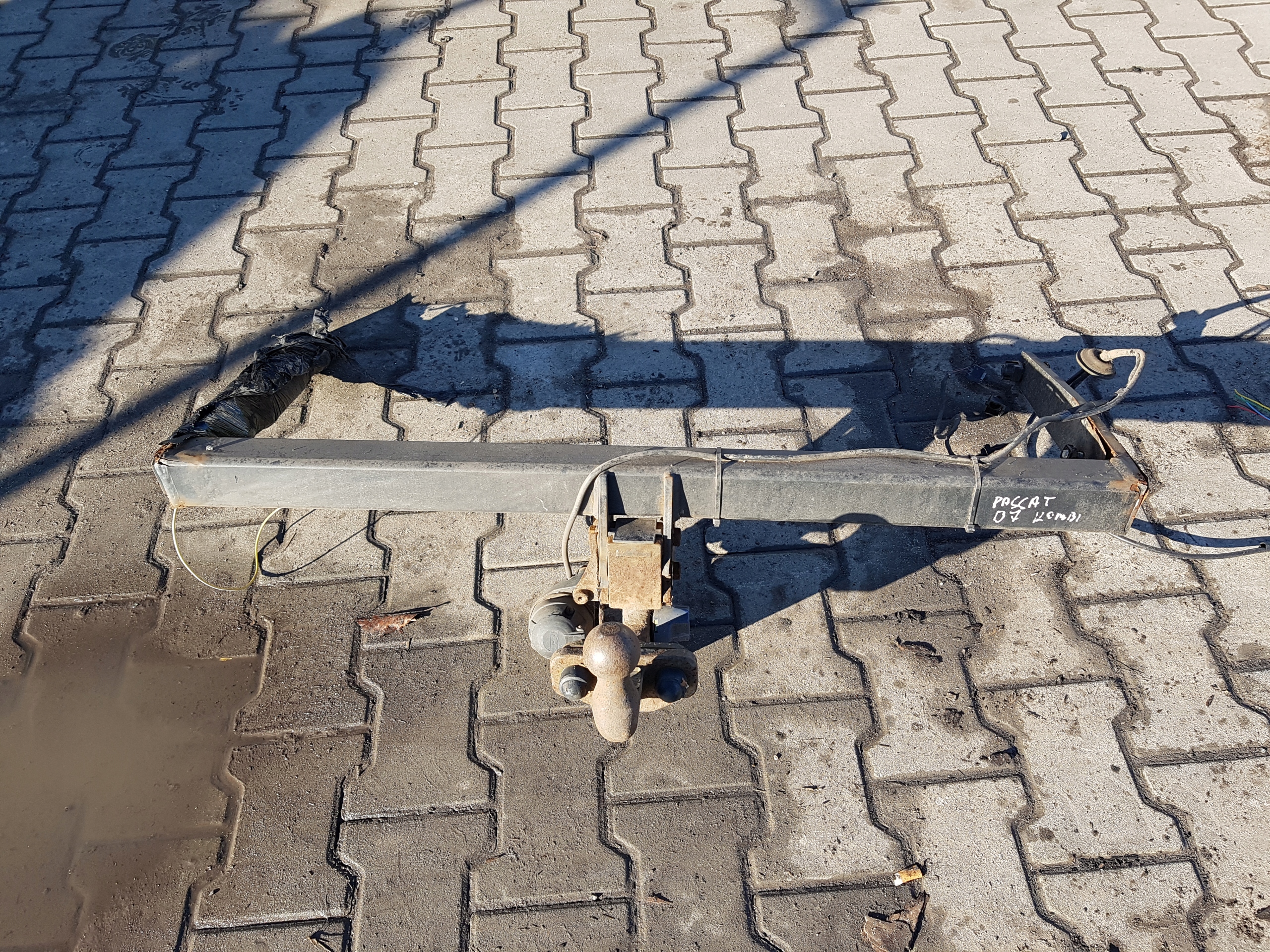 VW PASSAT B7 10-14r KOMBI HAK HOLOWNICZY Producent Witter