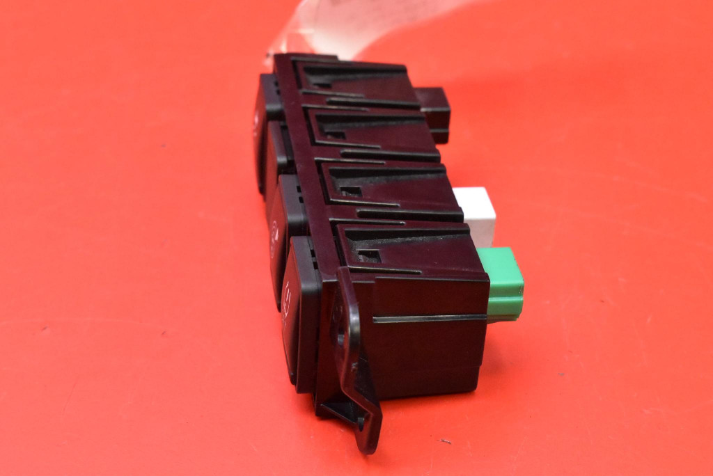 interruttore PANEL PRZYCISKOW 681RVBV90A NISSAN JUKE 1 e YF15 LIFT 12-20