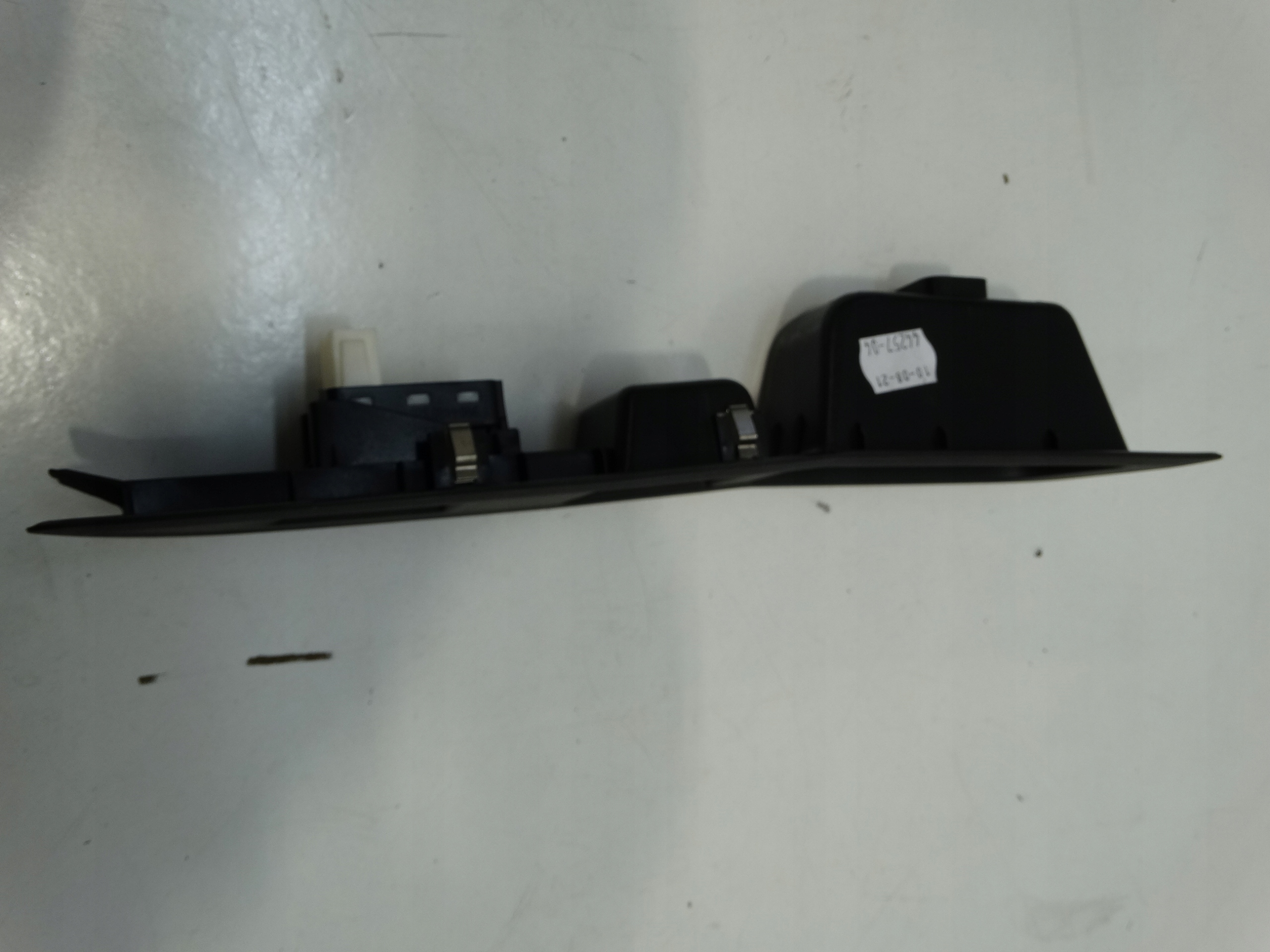 switch PANEL of the window right front CITROEN C4 III 9833109980 2020R.