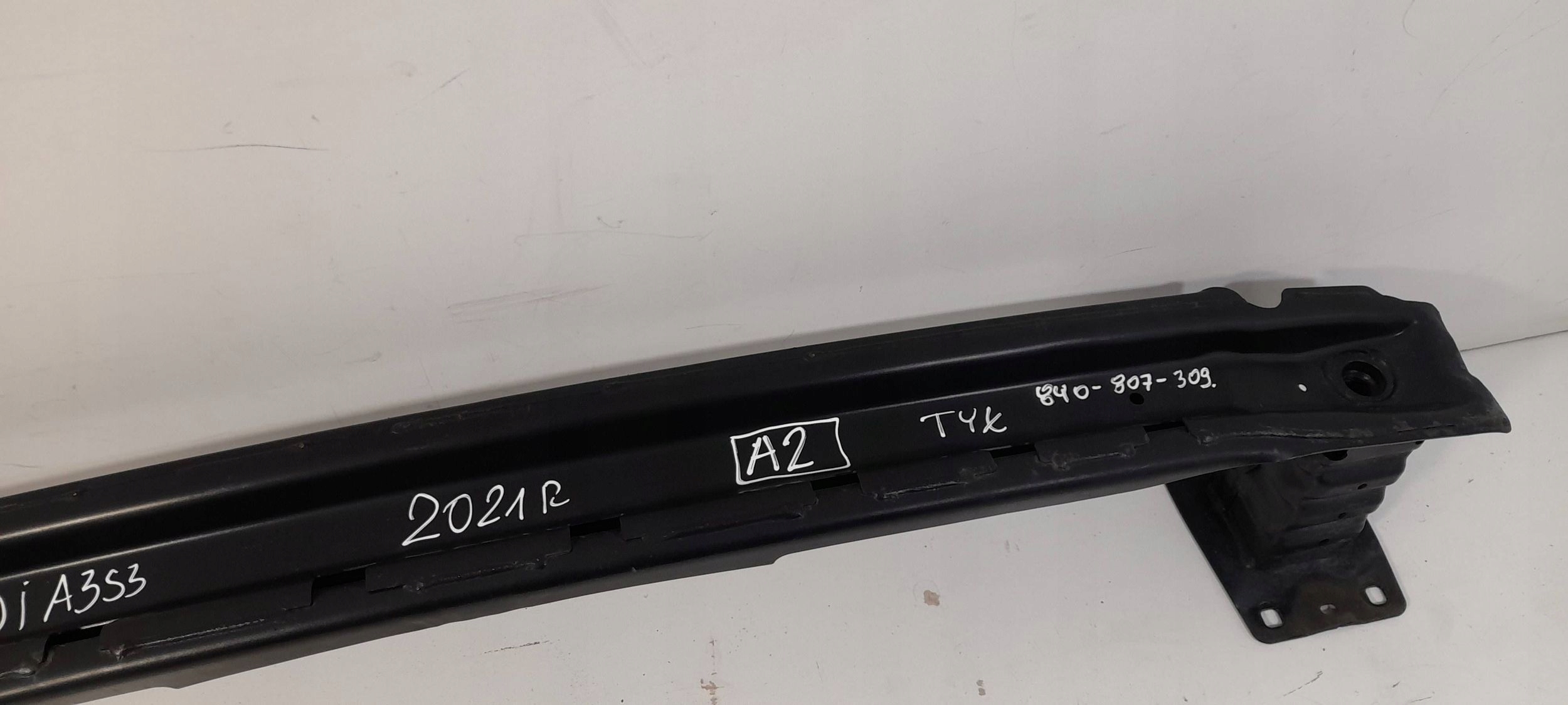 Audi A3 8Y TRAVERSA paraurti posteriore 8Y0807309 (A2)