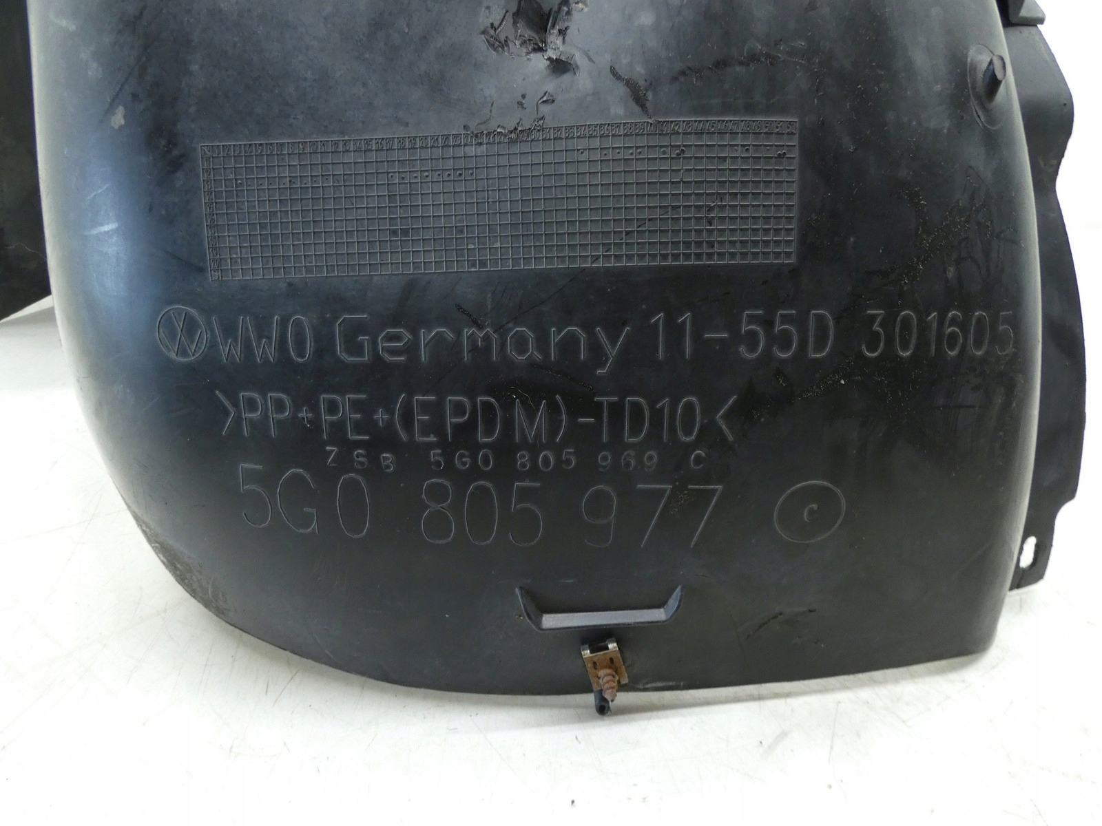mudguard left front left front VW GOLF VII 5G0805977