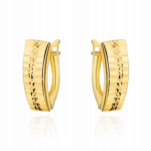 Zlaté diamantové Náušnice s ozdobným proužkem uprostřed ryzost 585