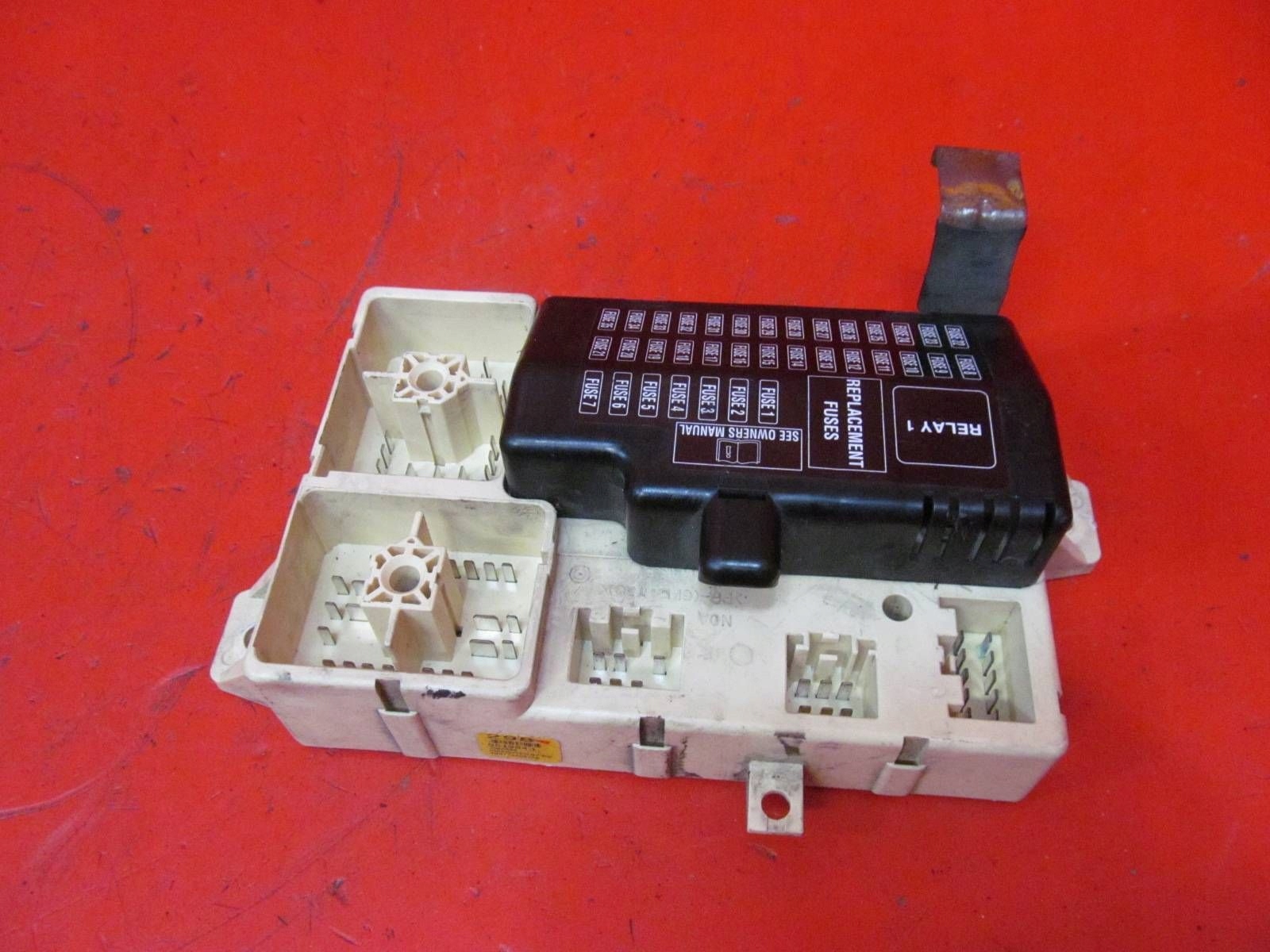 JAGUAR S-TYPE II X200 2.7 D AJD Module Module fusibles 4R8T14A067AB