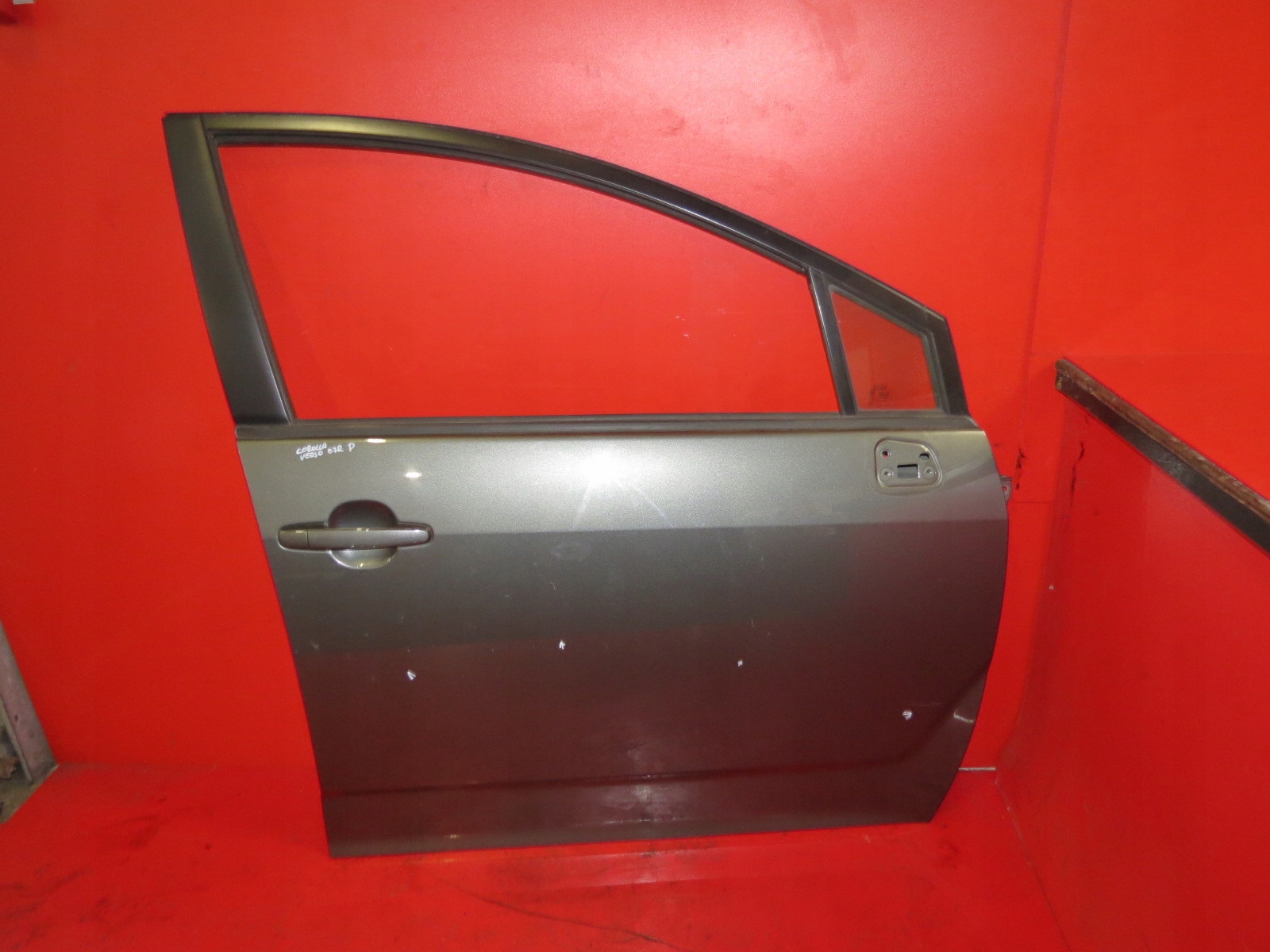 TOYOTA COROLLA VERSO II -07 door front right 1C3