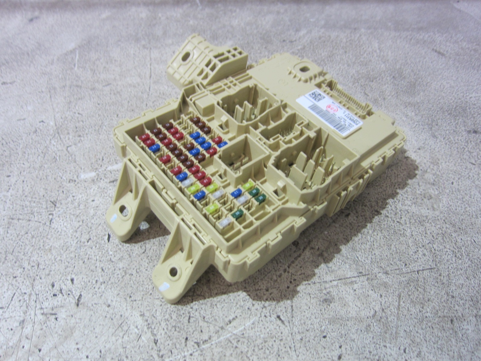KIA SORENTO IV MQ4 module control unit compartment JUNCTIONBOX 91951-R5311