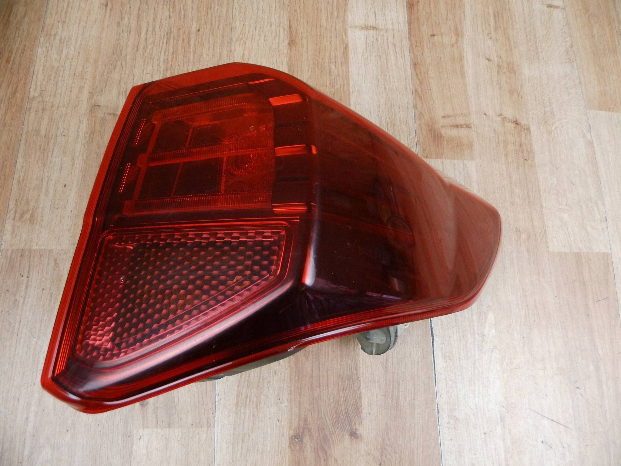 Suzuki Vitara II LY 2018-2025 light right rear part rear right
